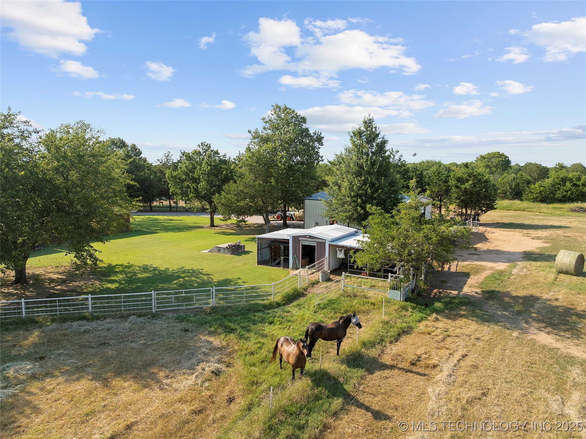 656 Evergreen Street Property Photo 43