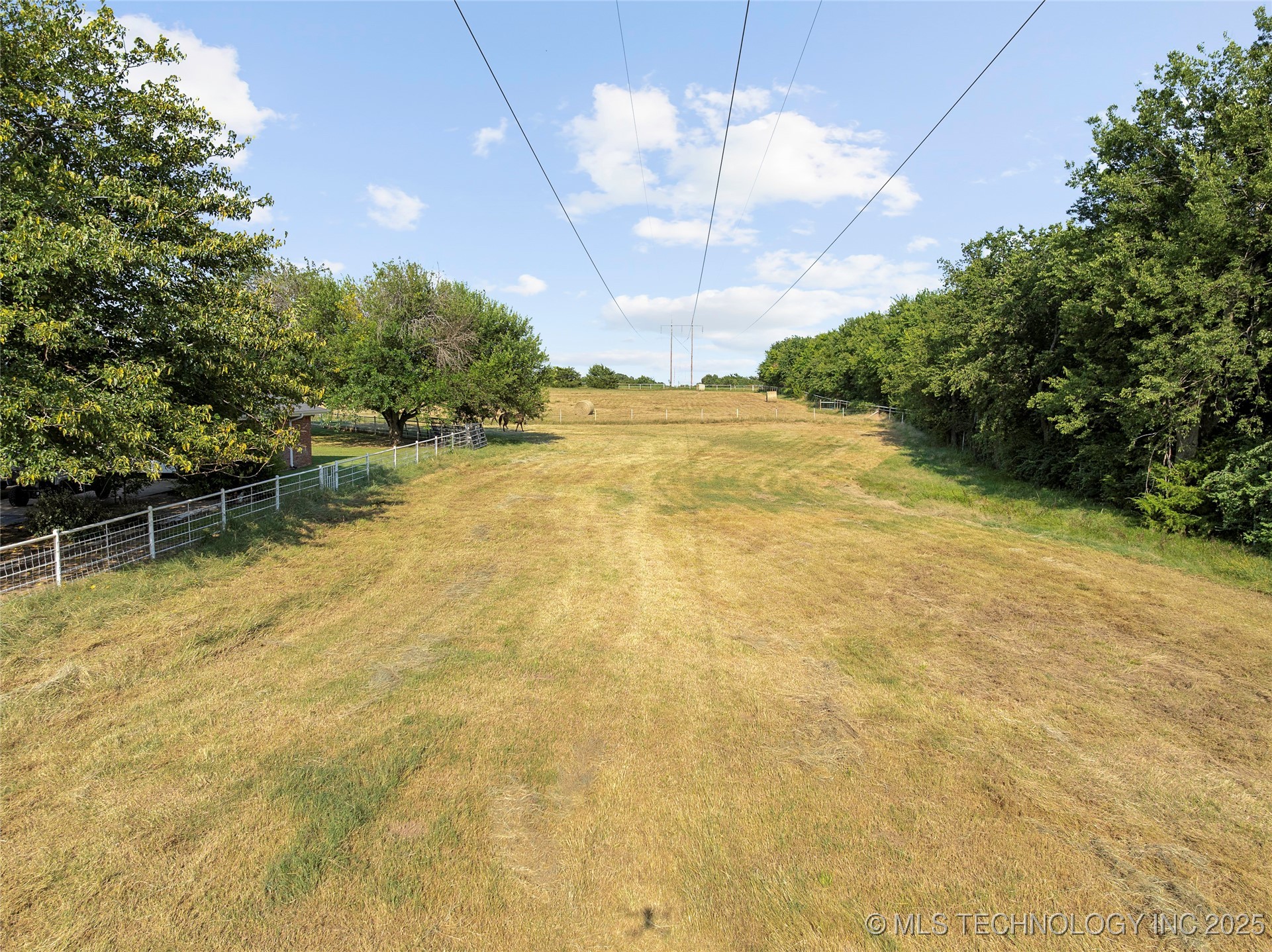 656 Evergreen Street Property Photo 48