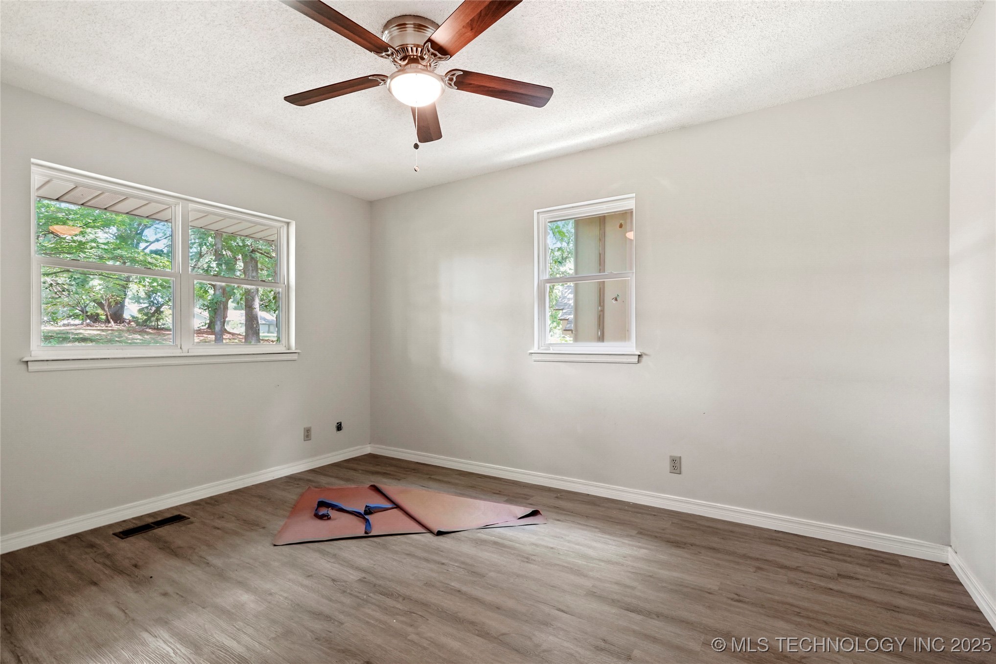 3740 E 104th Street Property Photo 24