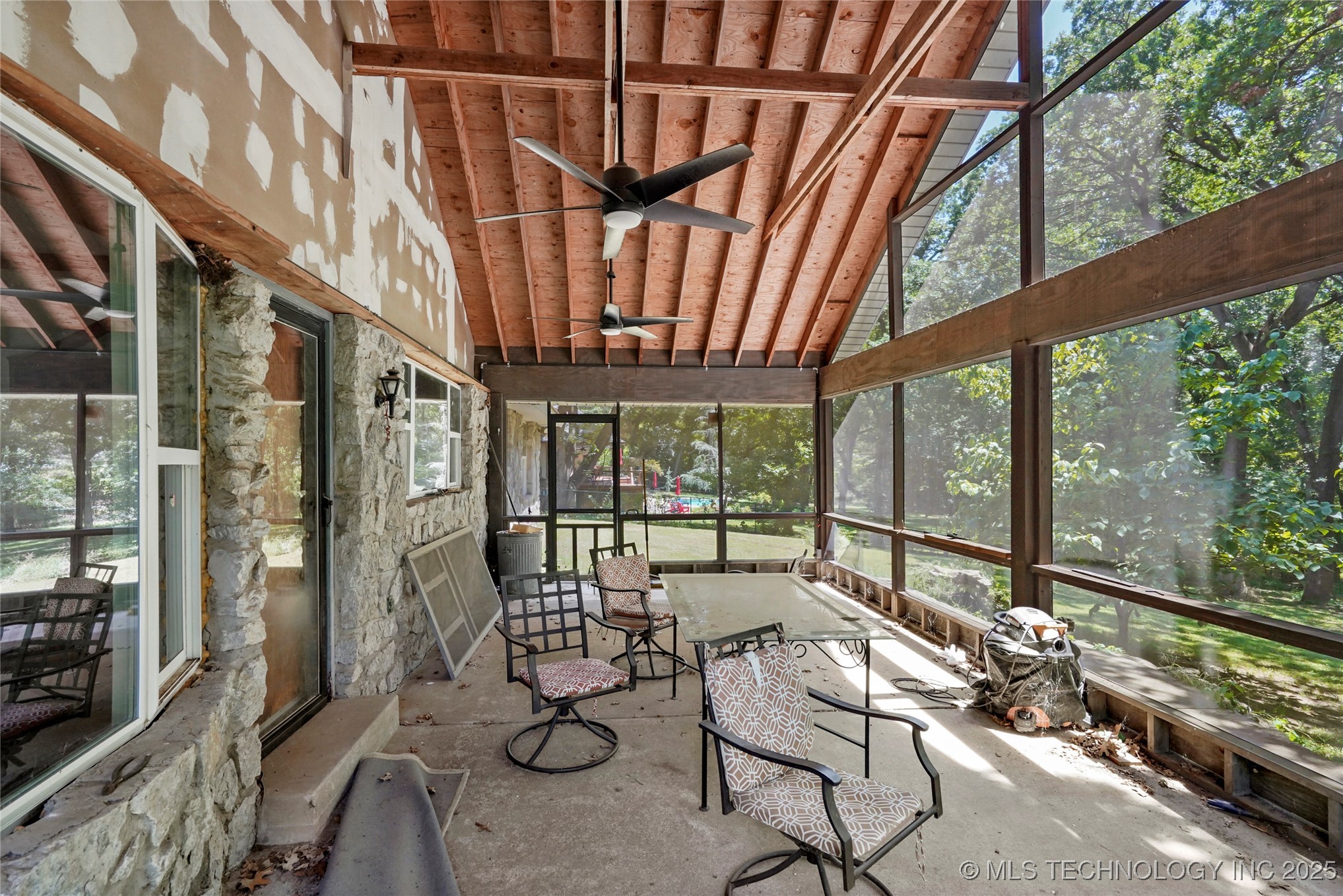 3740 E 104th Street Property Photo 29