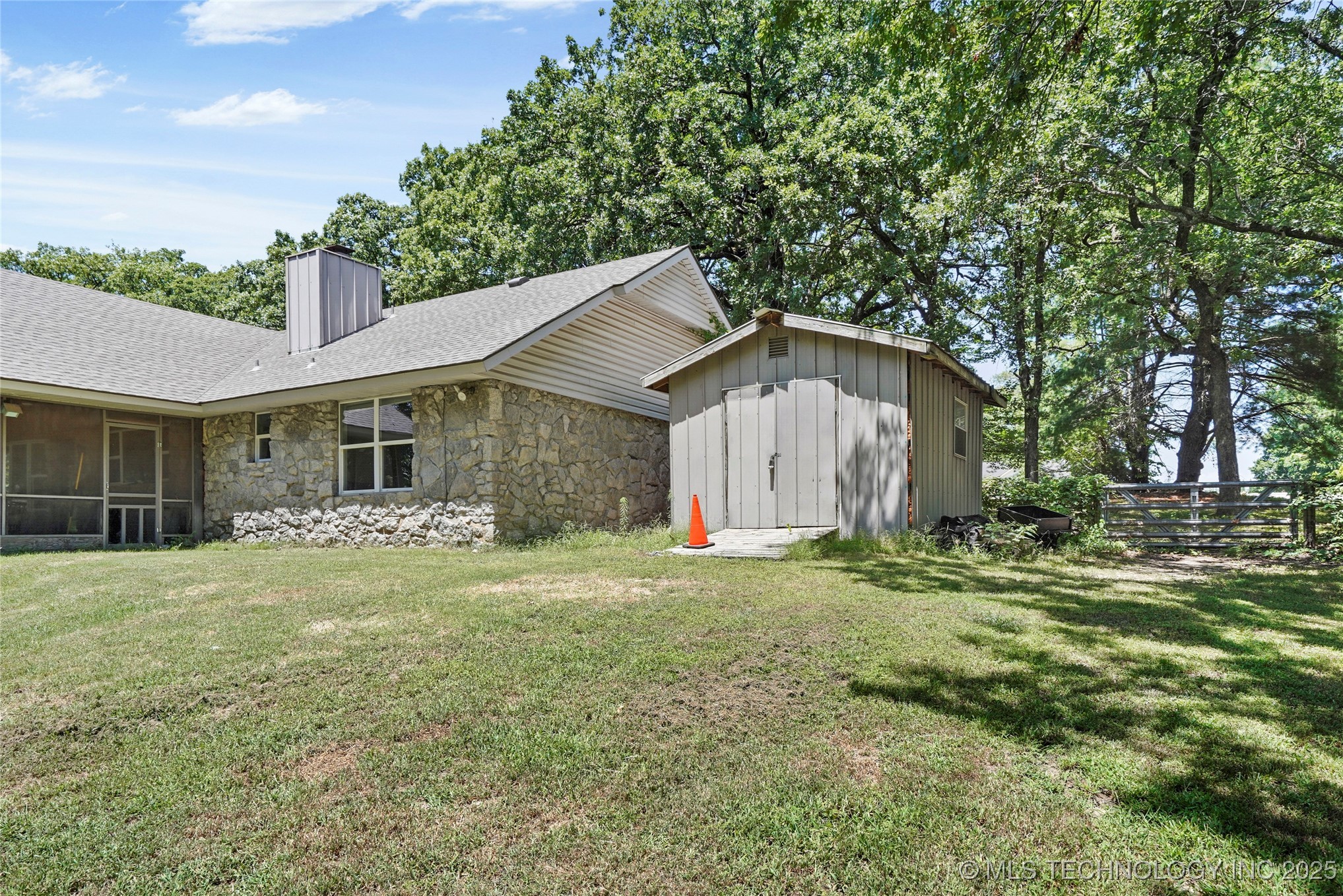 3740 E 104th Street Property Photo 32