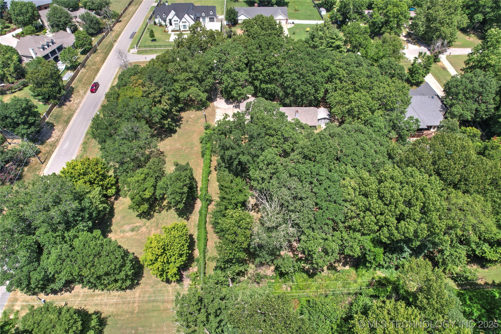 3740 E 104th Street Property Photo 38