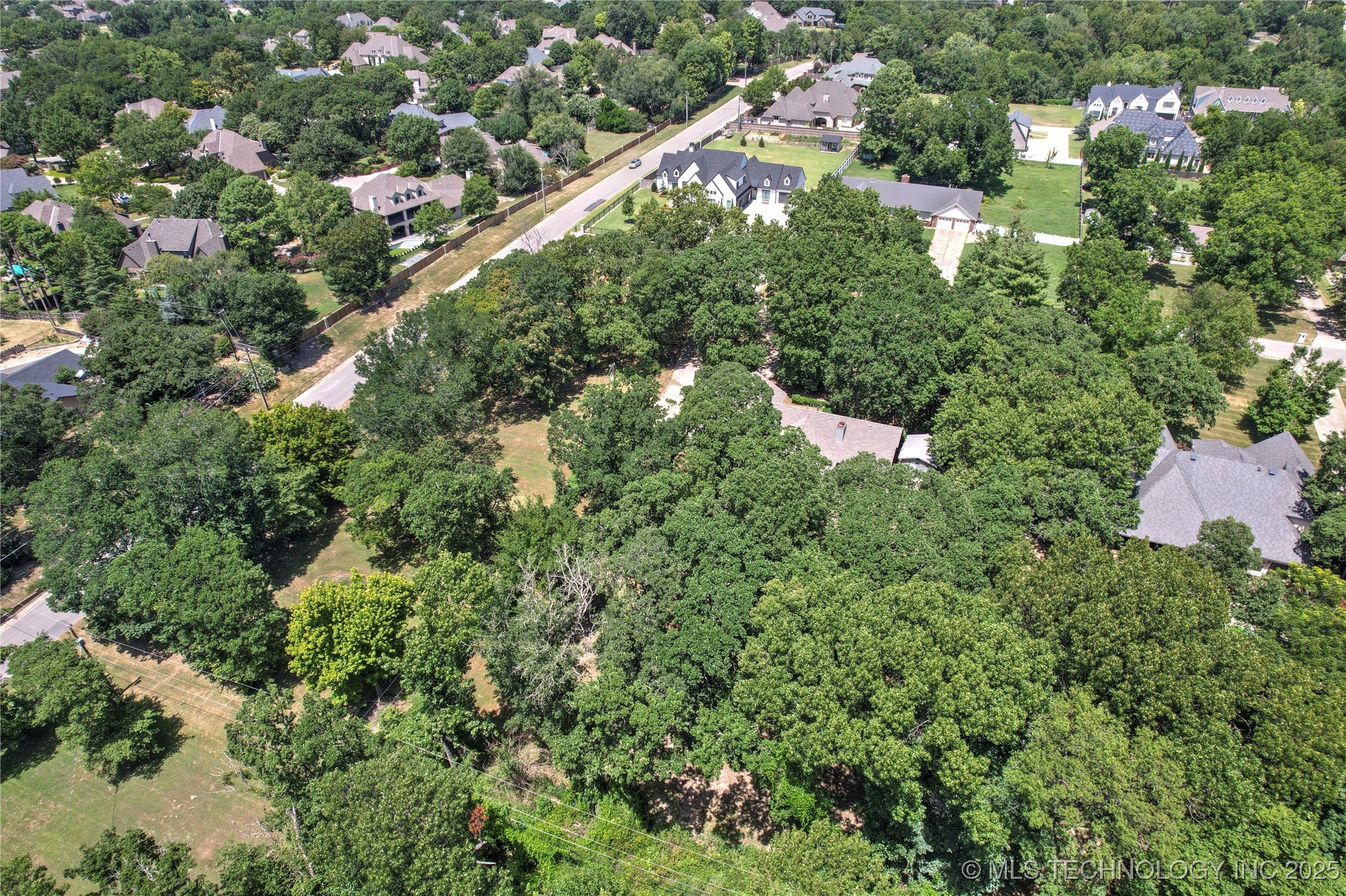 3740 E 104th Street Property Photo 39