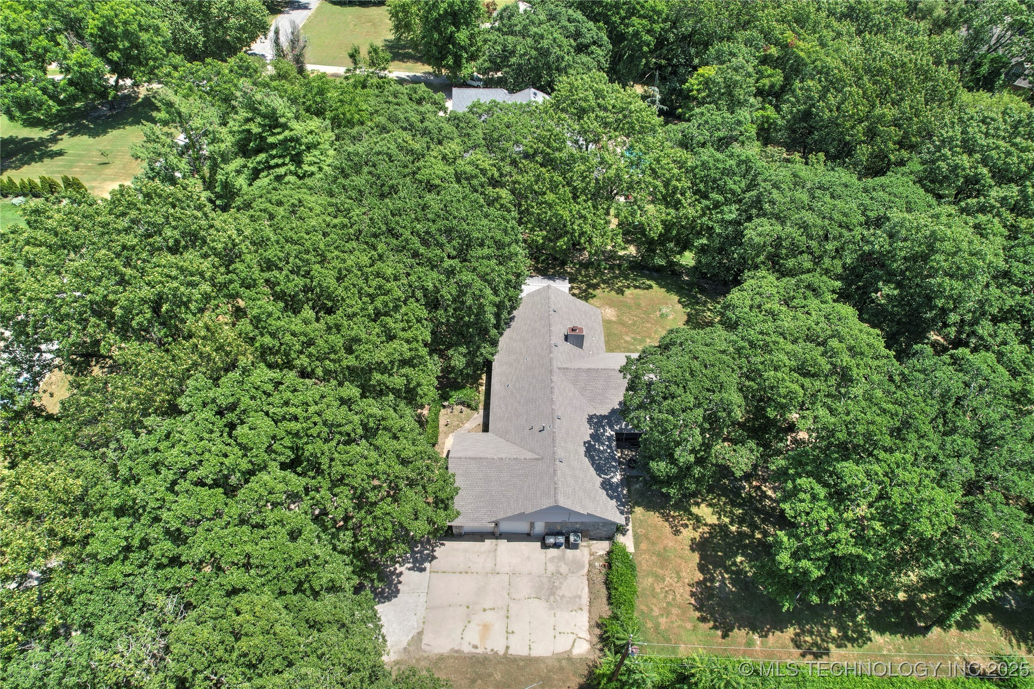 3740 E 104th Street Property Photo 41