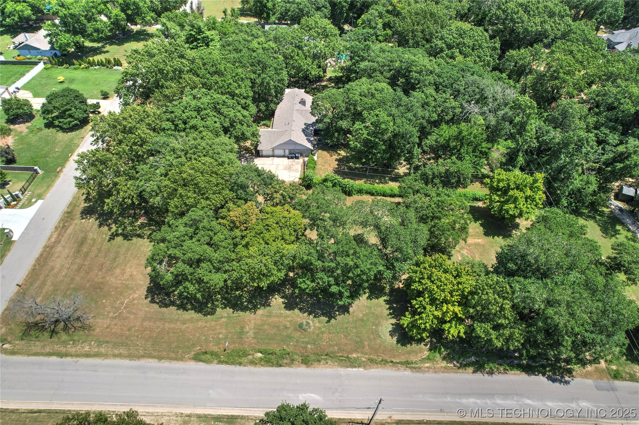 3740 E 104th Street Property Photo 42