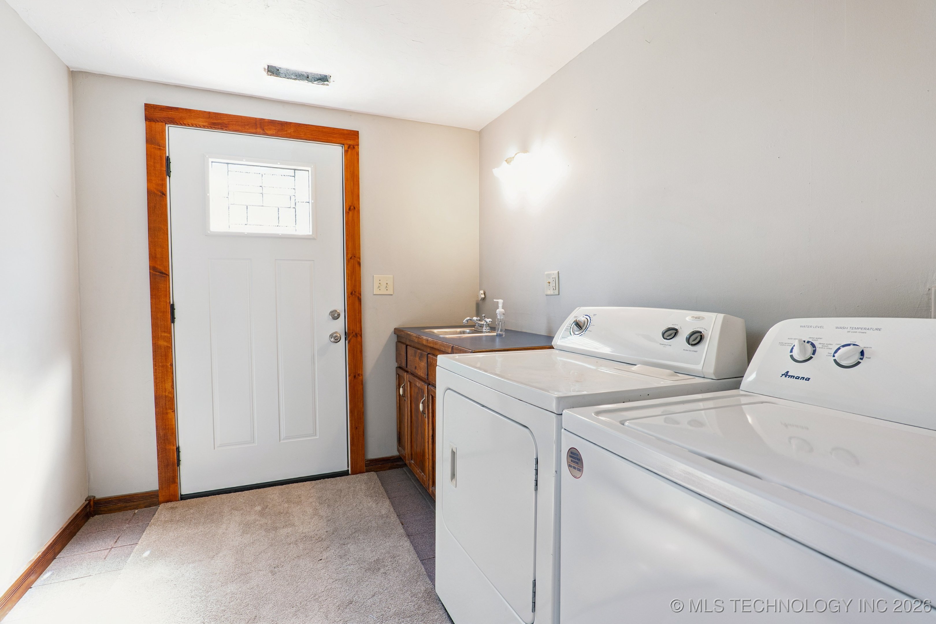 509 W 5th Street Property Photo 38