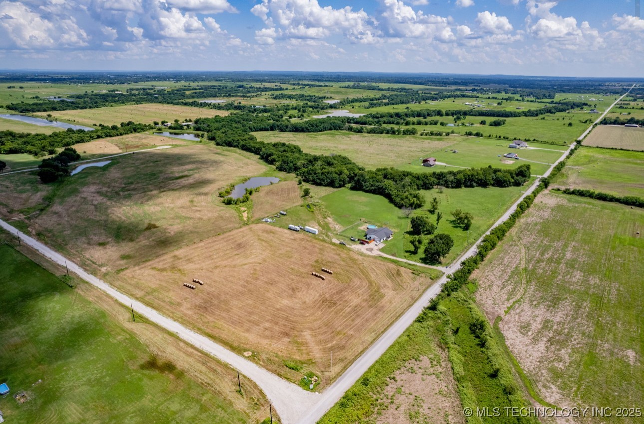 4180 Road Property Photo 1