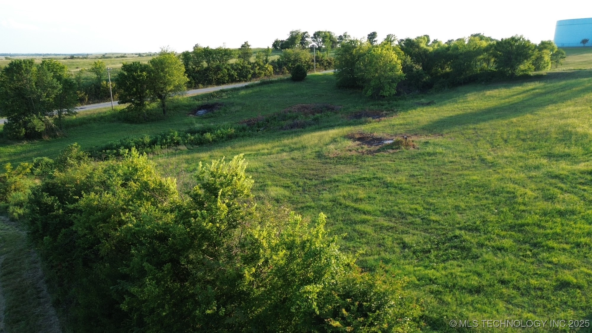 24 N 3985 Road Property Photo 12