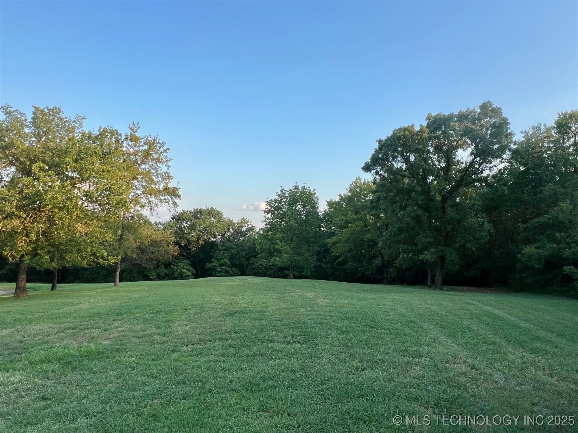 1755 Lorene Street Property Photo 4