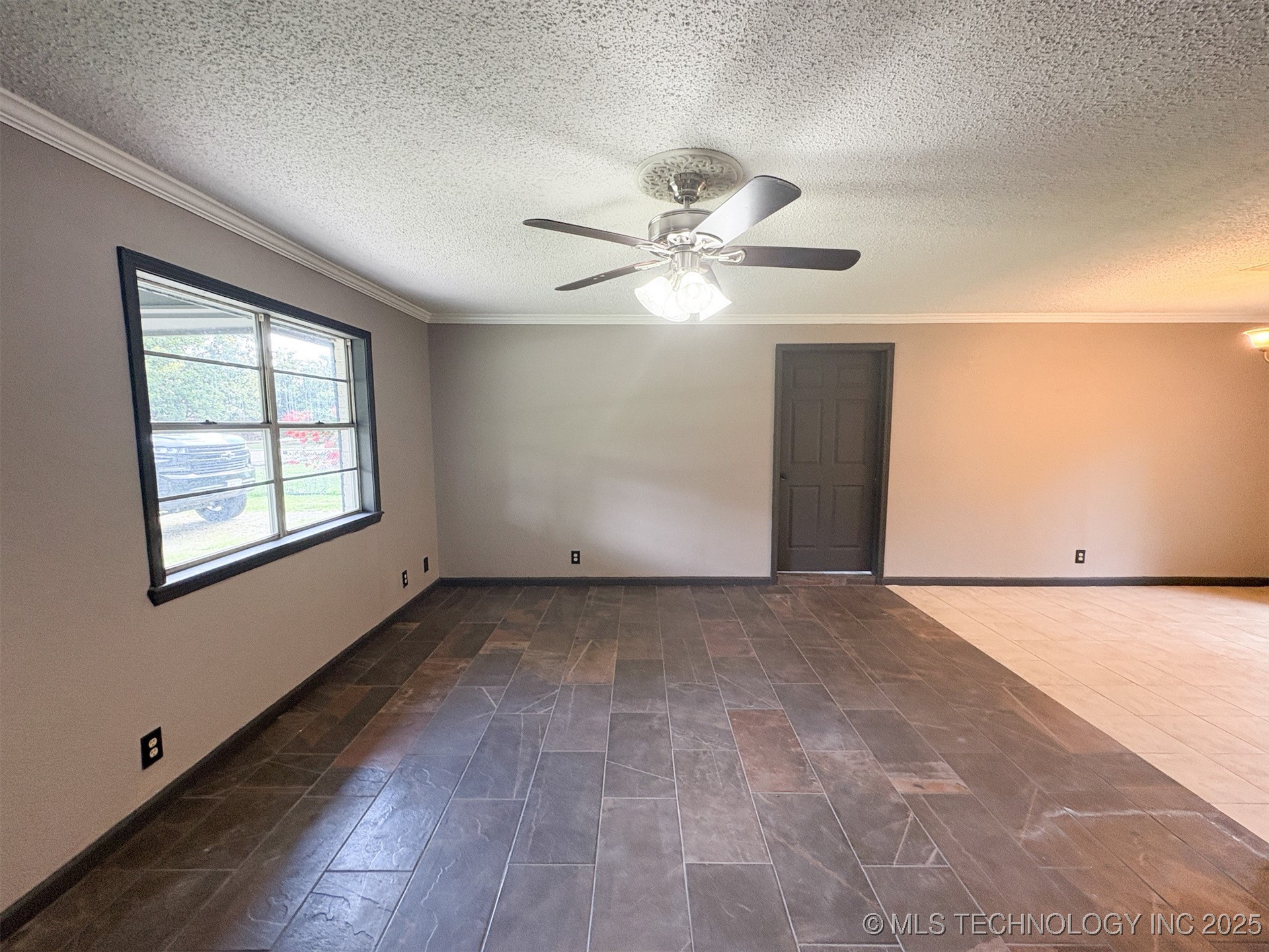 86 Wisteria Property Photo 8