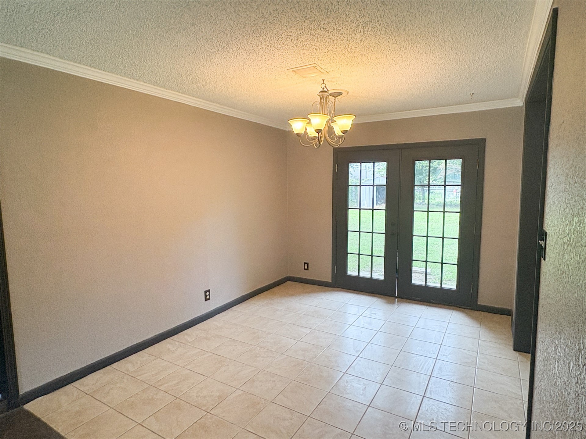 86 Wisteria Property Photo 9