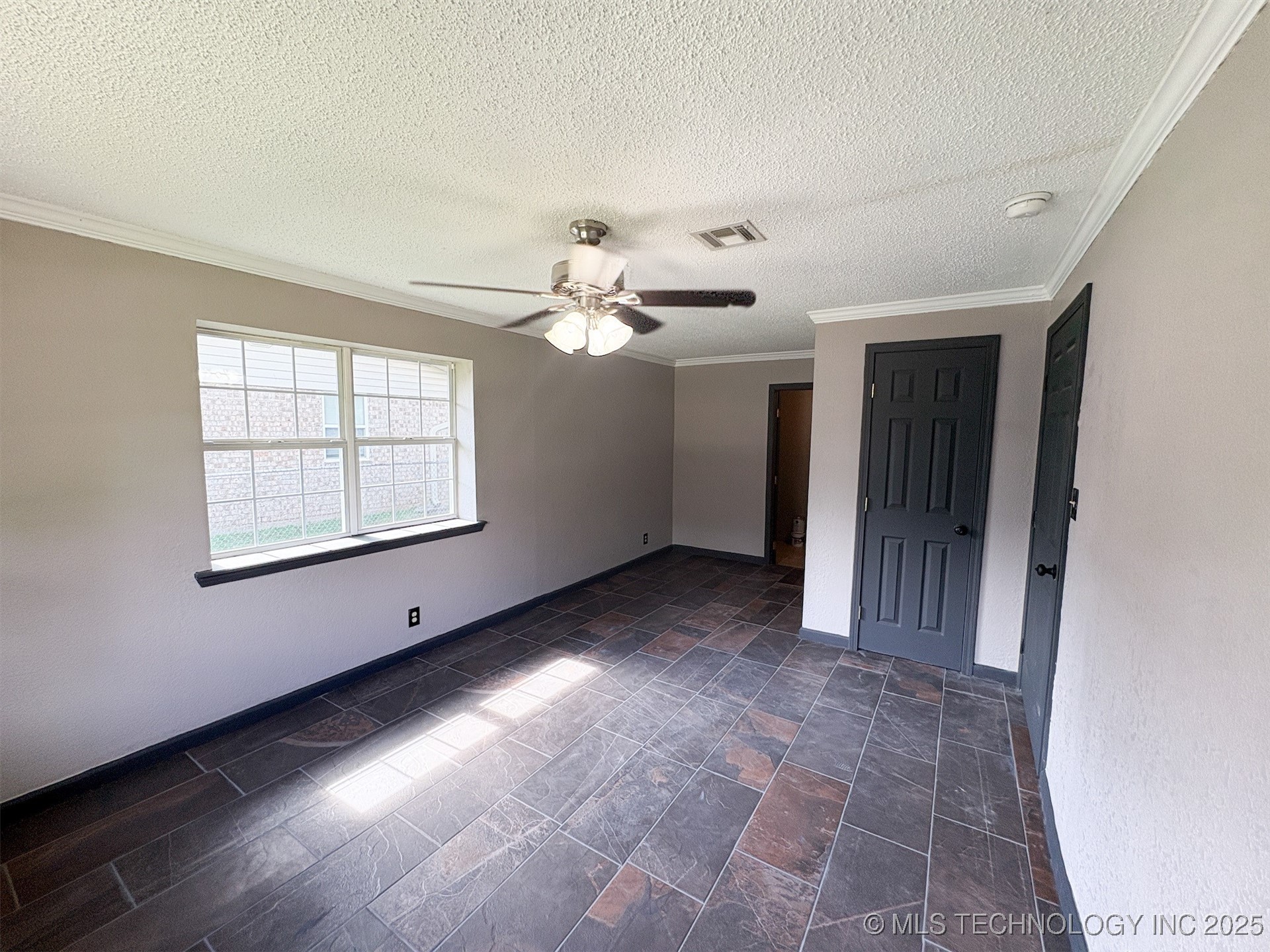 86 Wisteria Property Photo 11