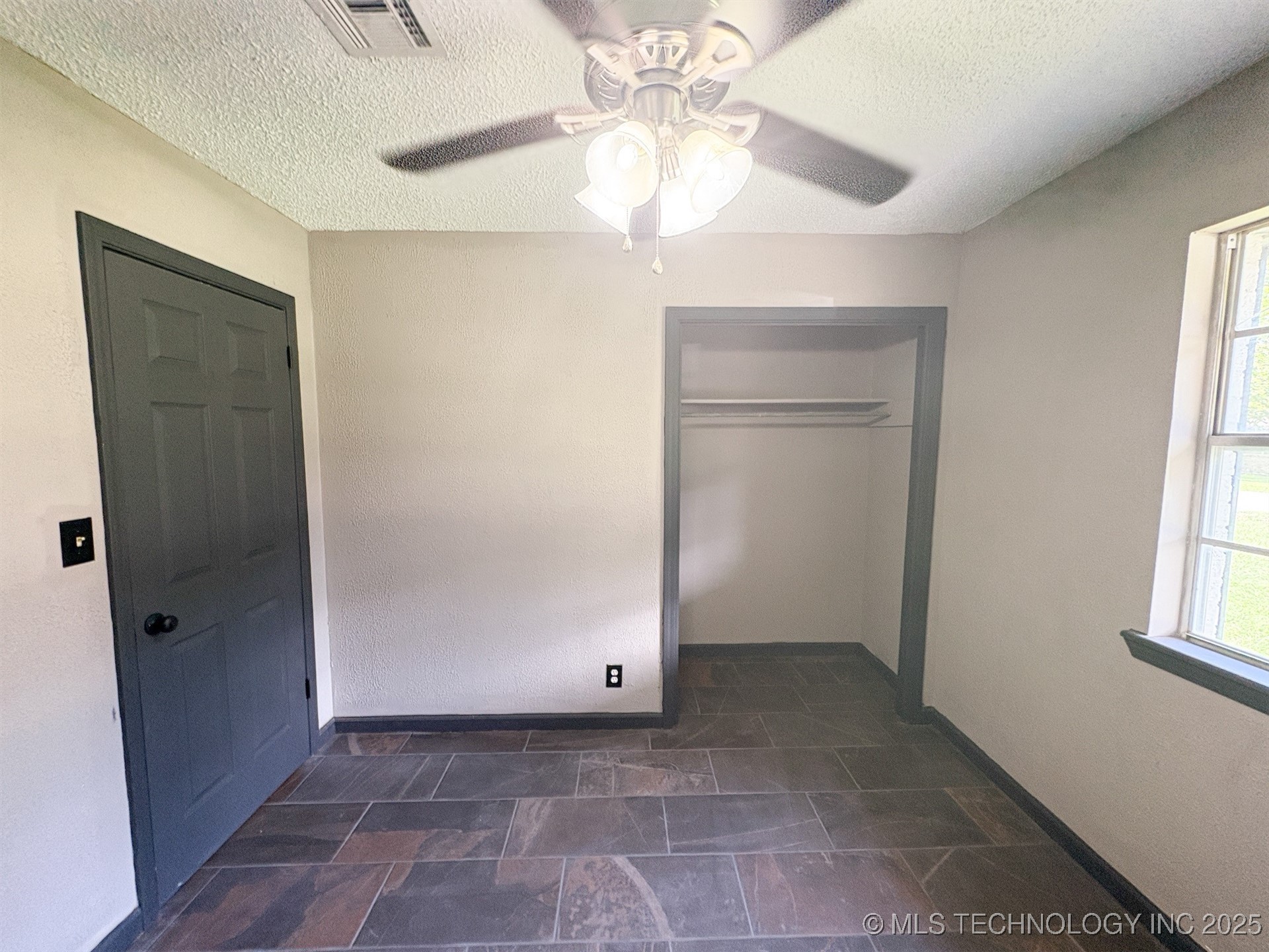 86 Wisteria Property Photo 16