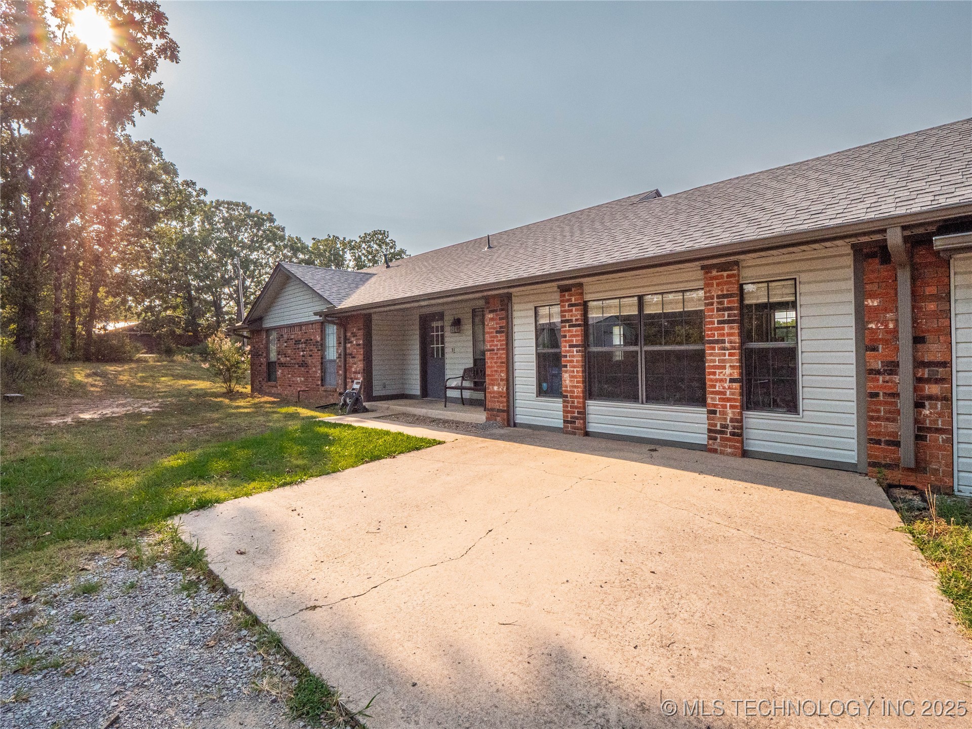 5330 Emery Property Photo 2