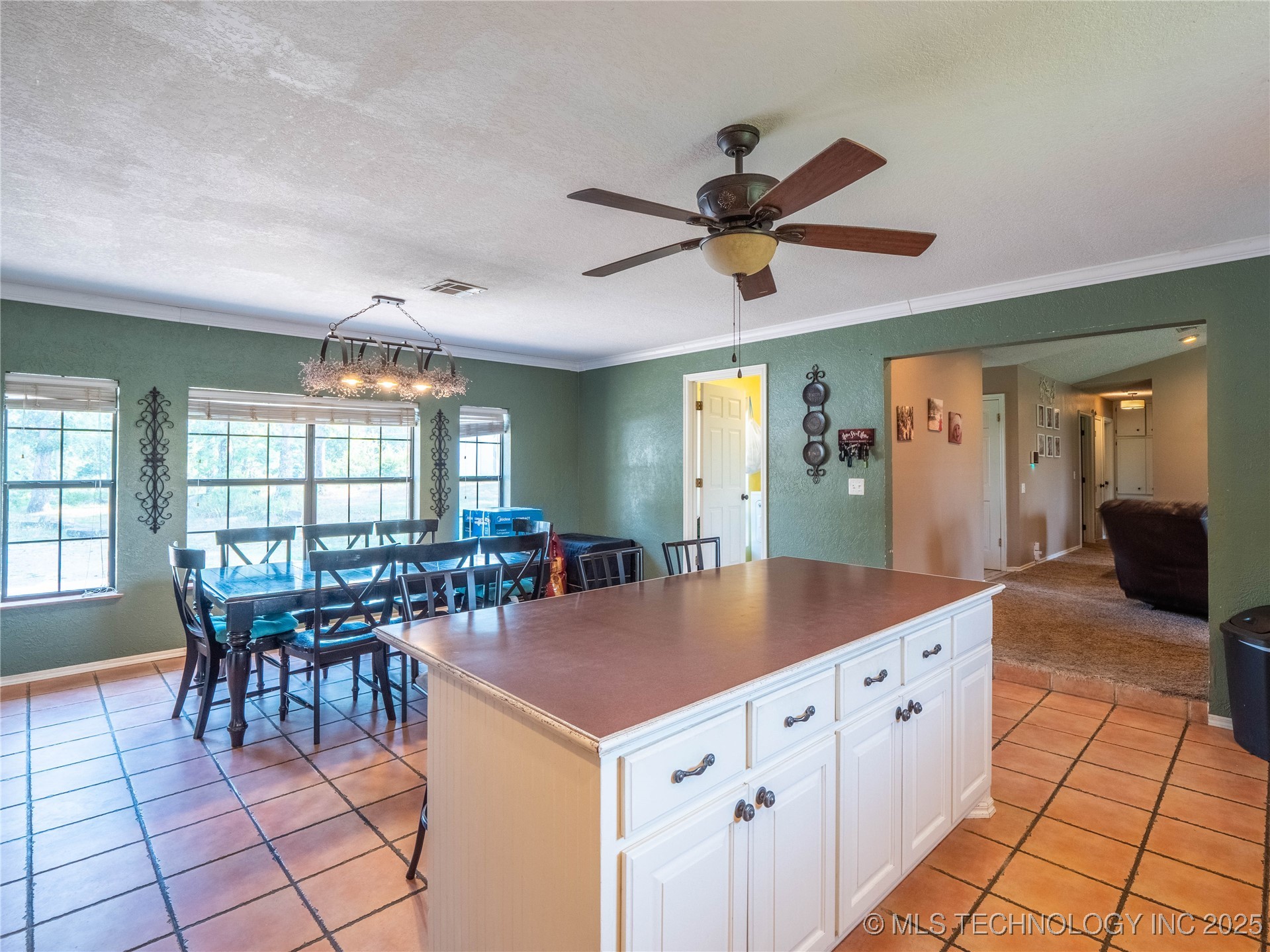 5330 Emery Property Photo 14