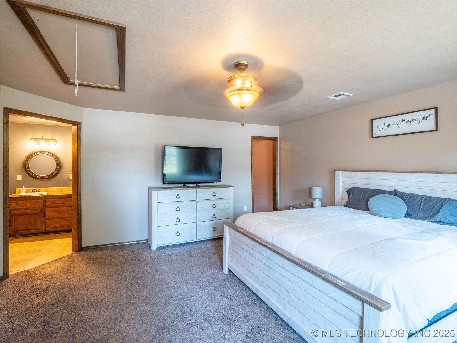 5330 Emery Property Photo 18