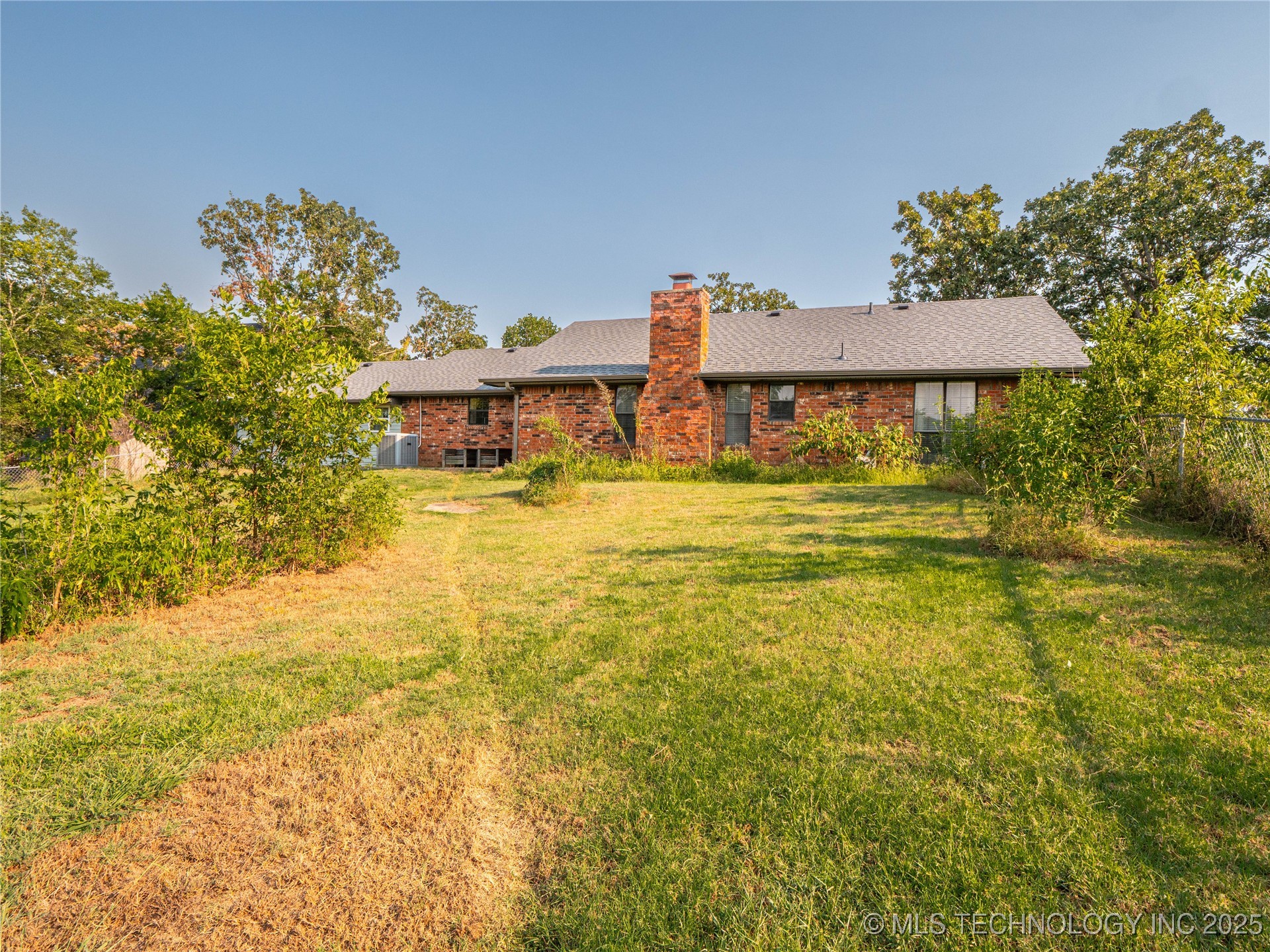 5330 Emery Property Photo 44