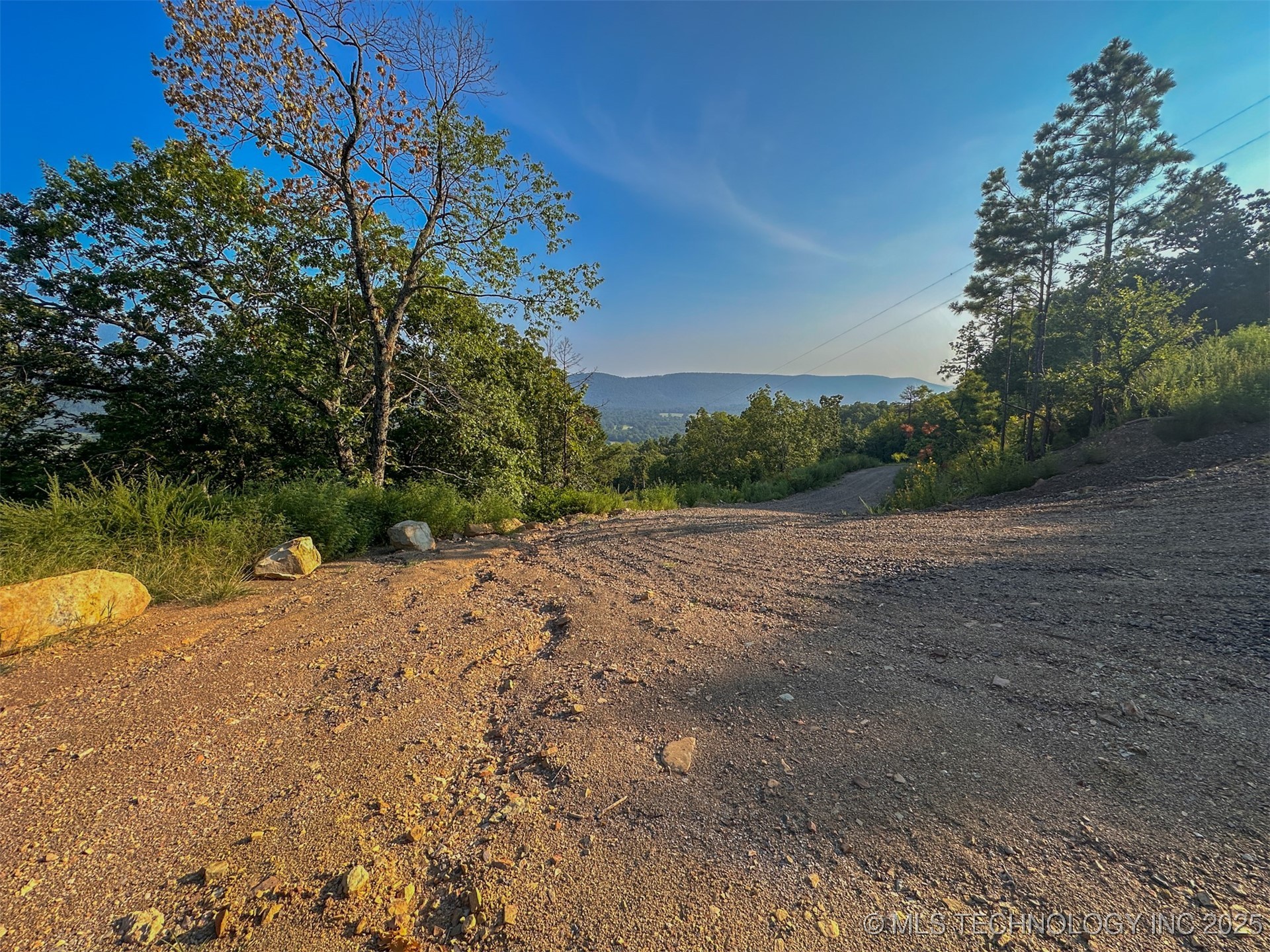 2 Moonshine Drive Property Photo 11