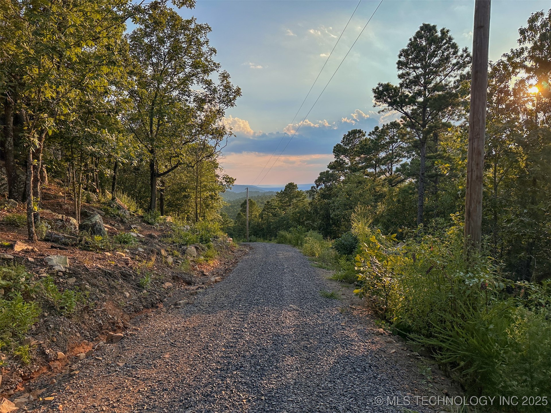2 Moonshine Drive Property Photo 20