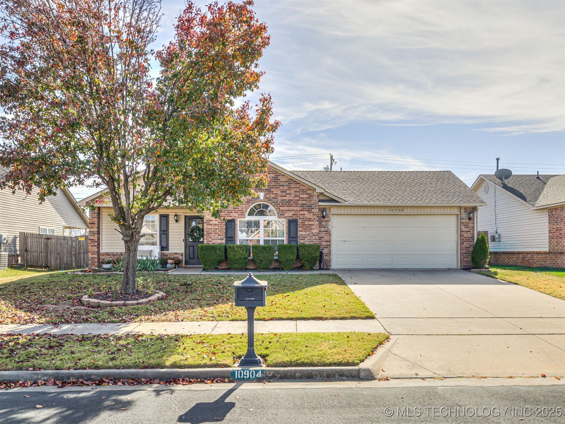 10904 E 123rd Street North Property Photo 1