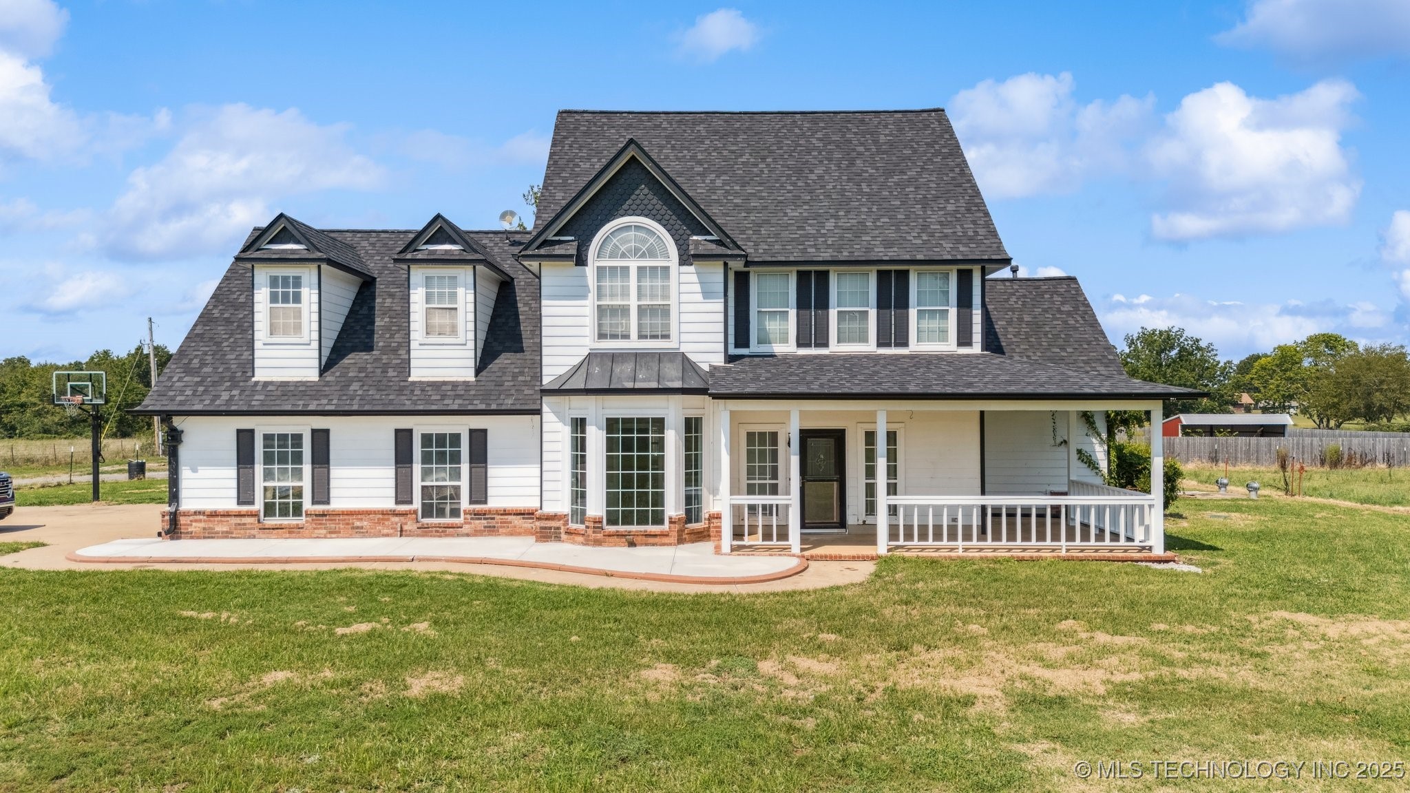 24550 S Meadow Circle Road Property Photo 1