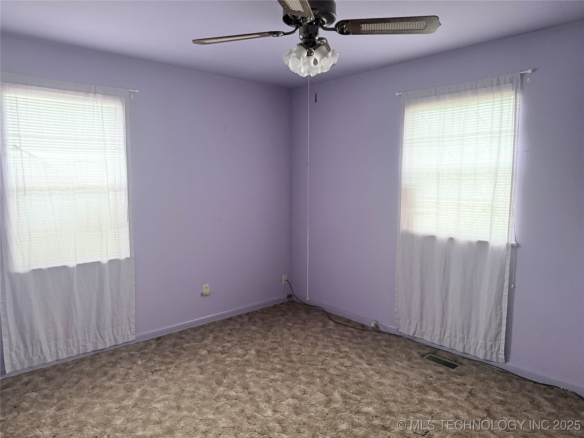 807 N C Avenue Property Photo 9