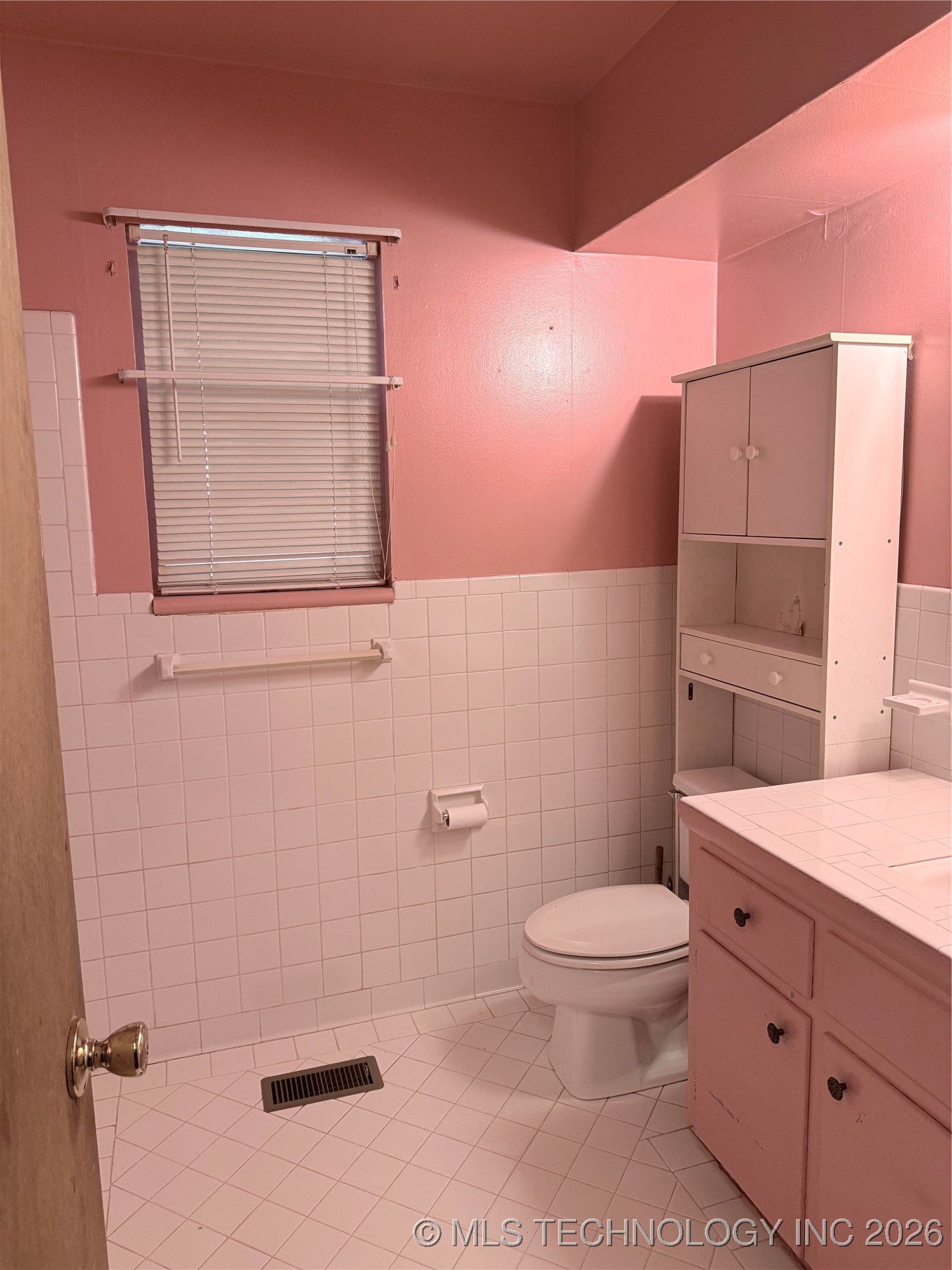 807 N C Avenue Property Photo 13