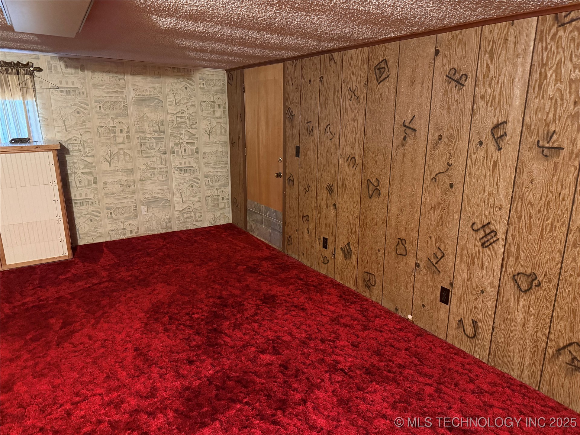 807 N C Avenue Property Photo 21