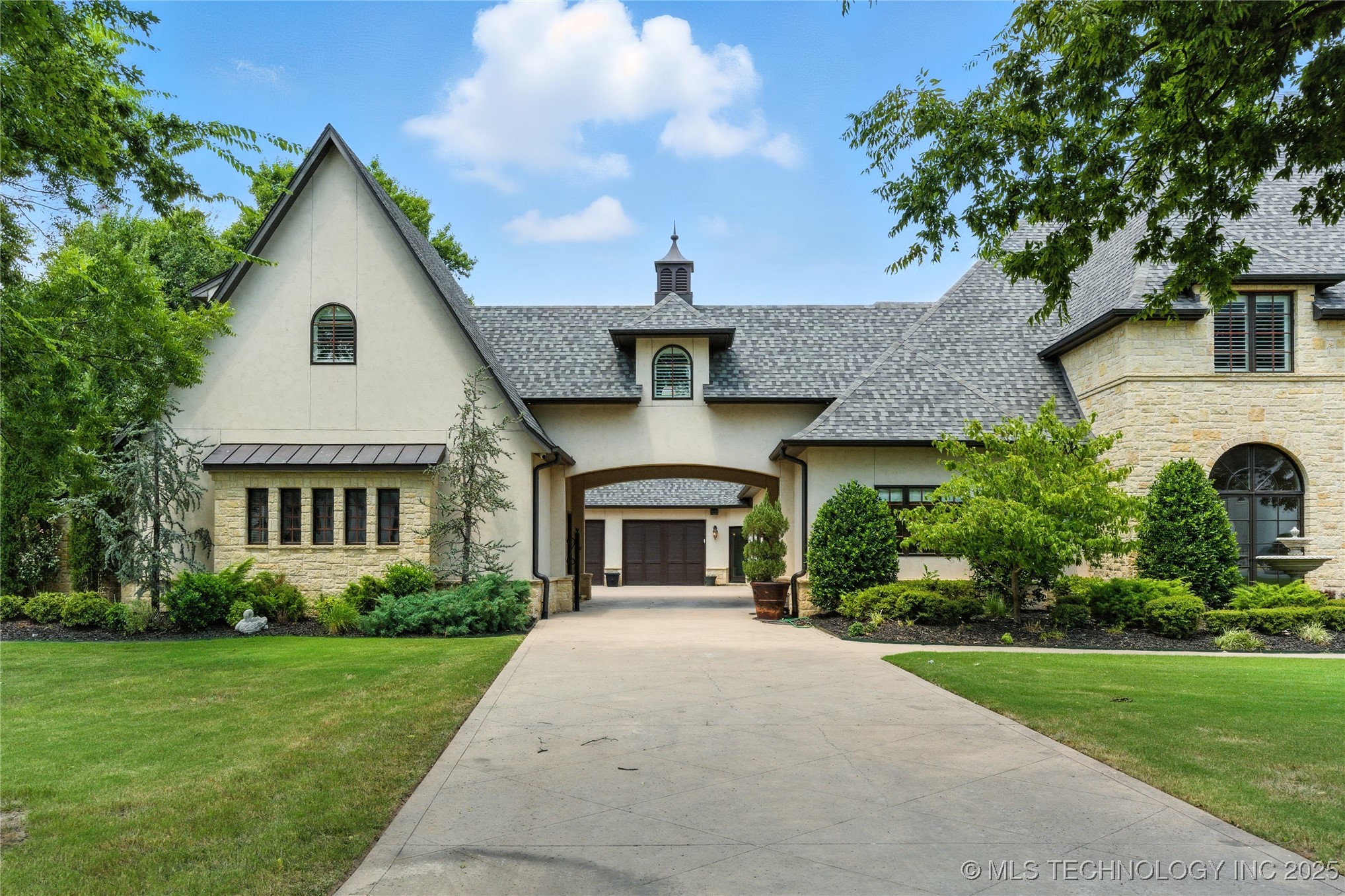 18127 Anthem Ridge Road Property Photo 2