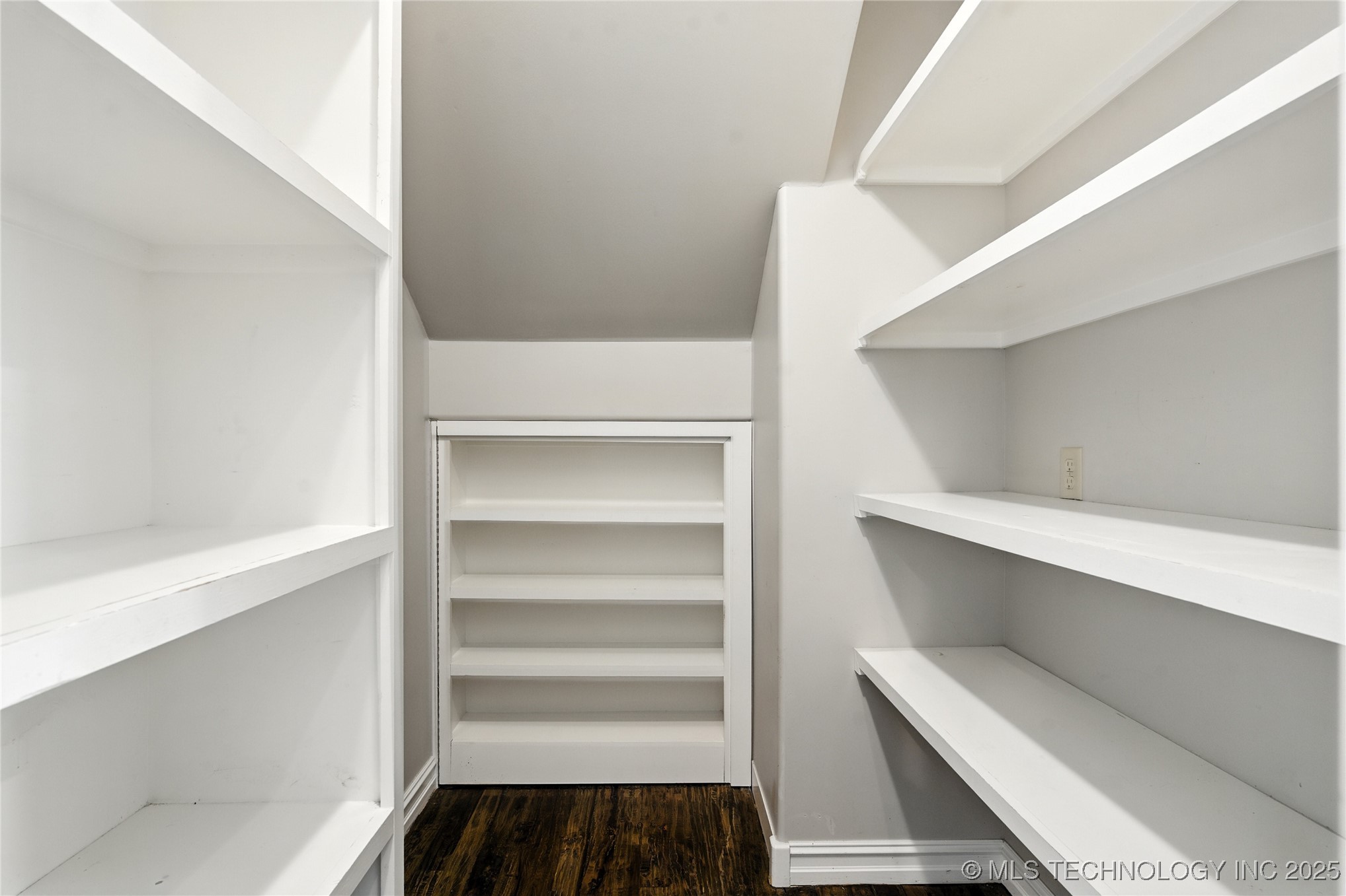 18127 Anthem Ridge Road Property Photo 21