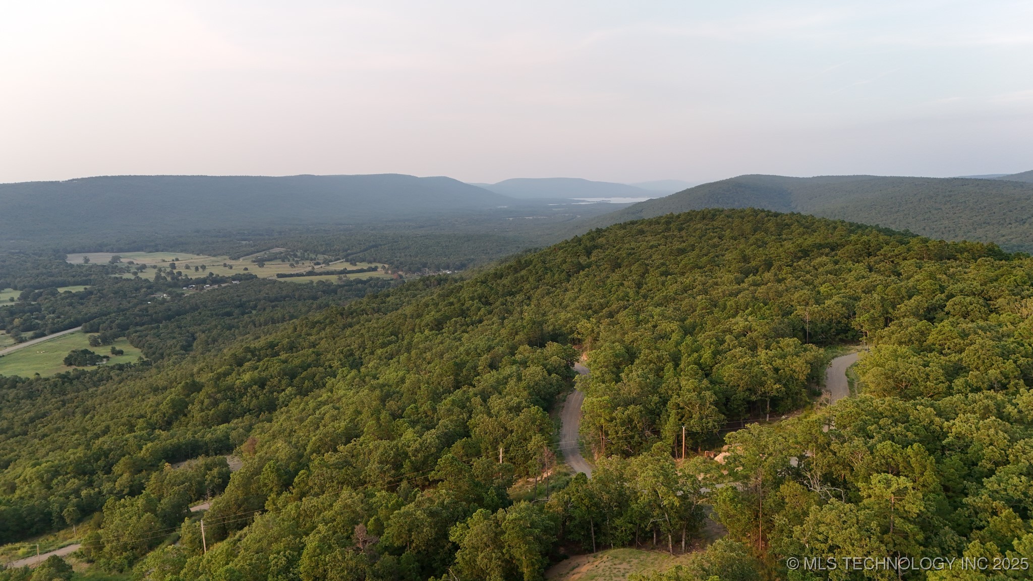 1 Moonshine Drive Property Photo 2