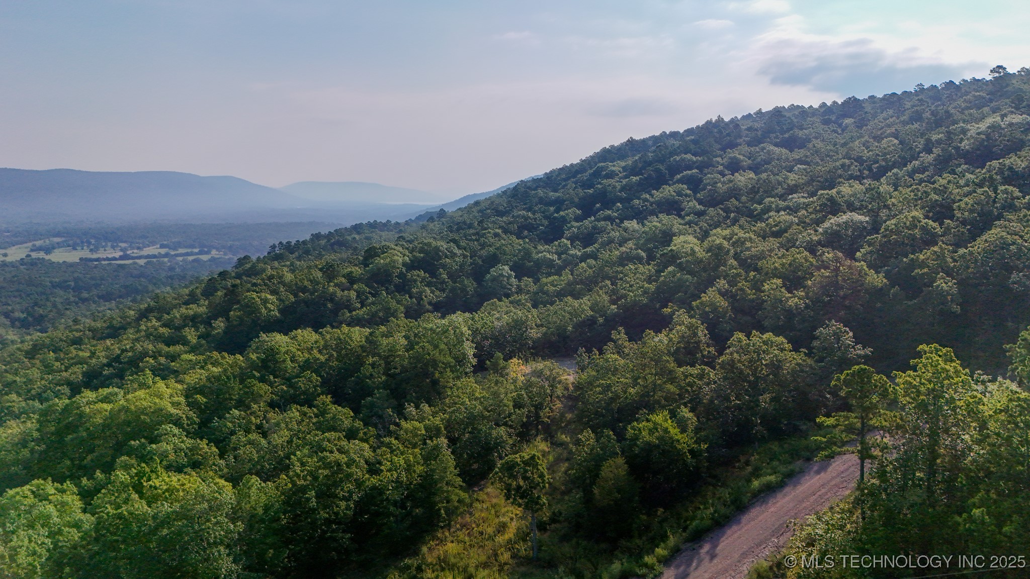 1 Moonshine Drive Property Photo 3