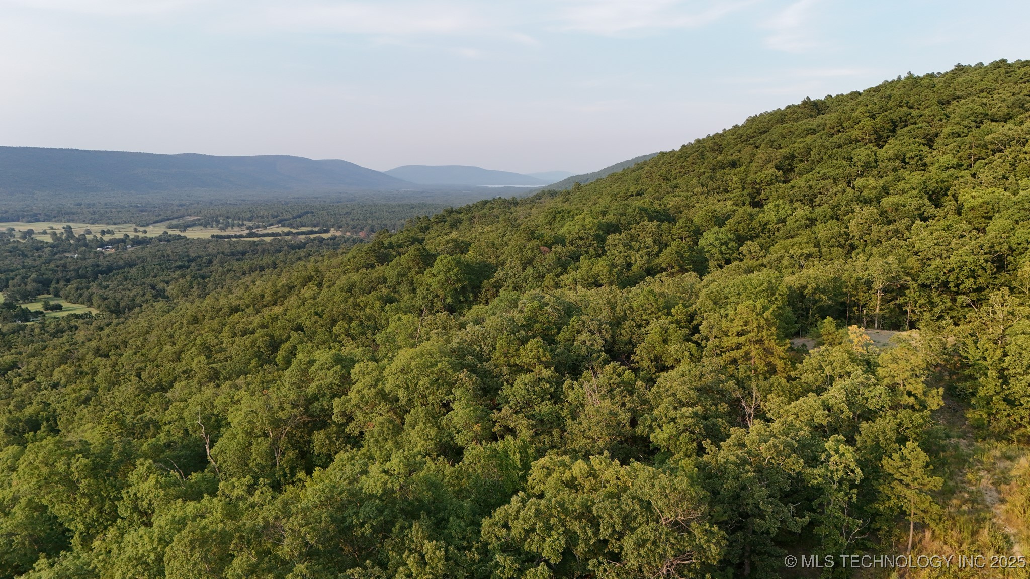 1 Moonshine Drive Property Photo 10