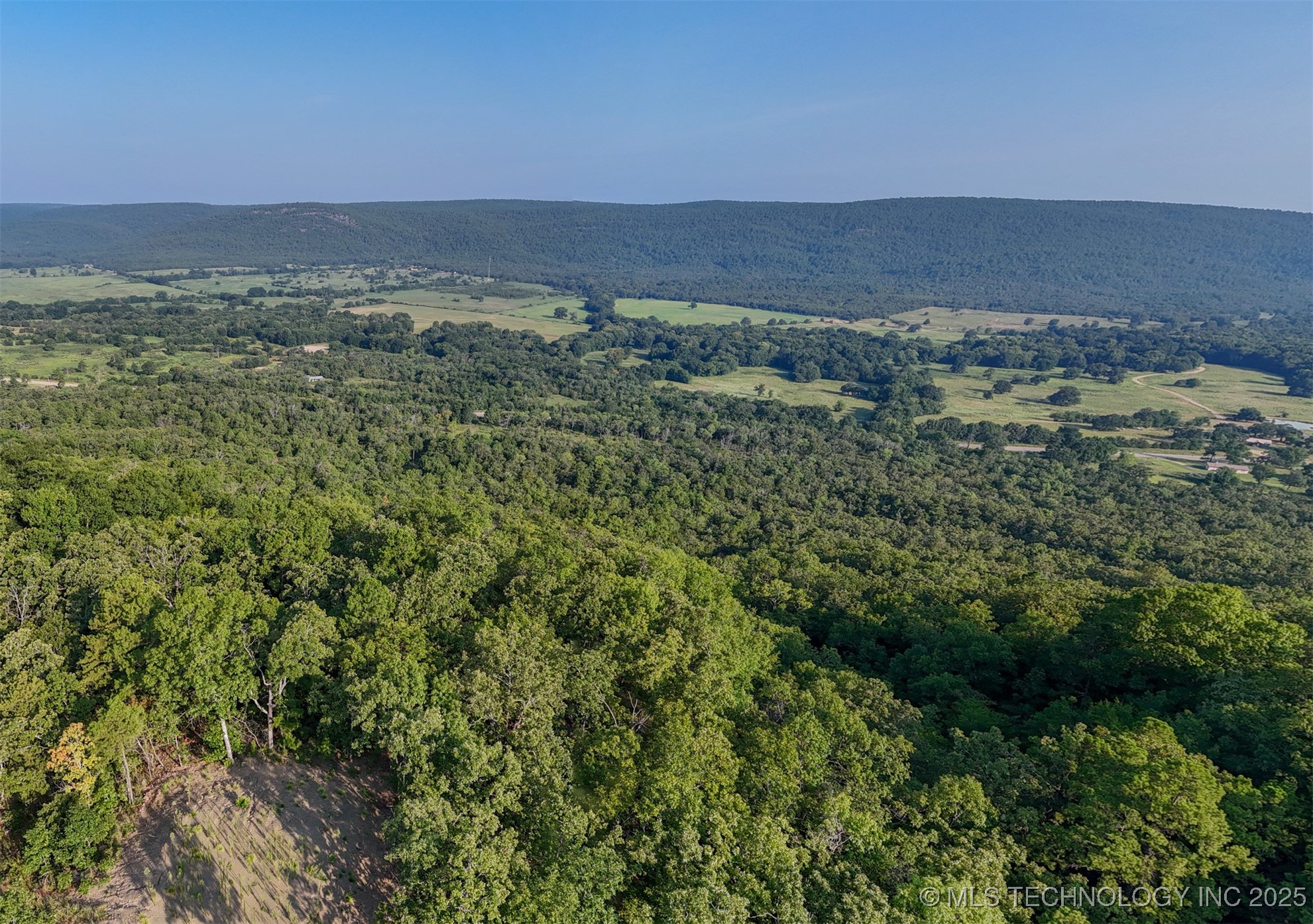 1 Moonshine Drive Property Photo 14