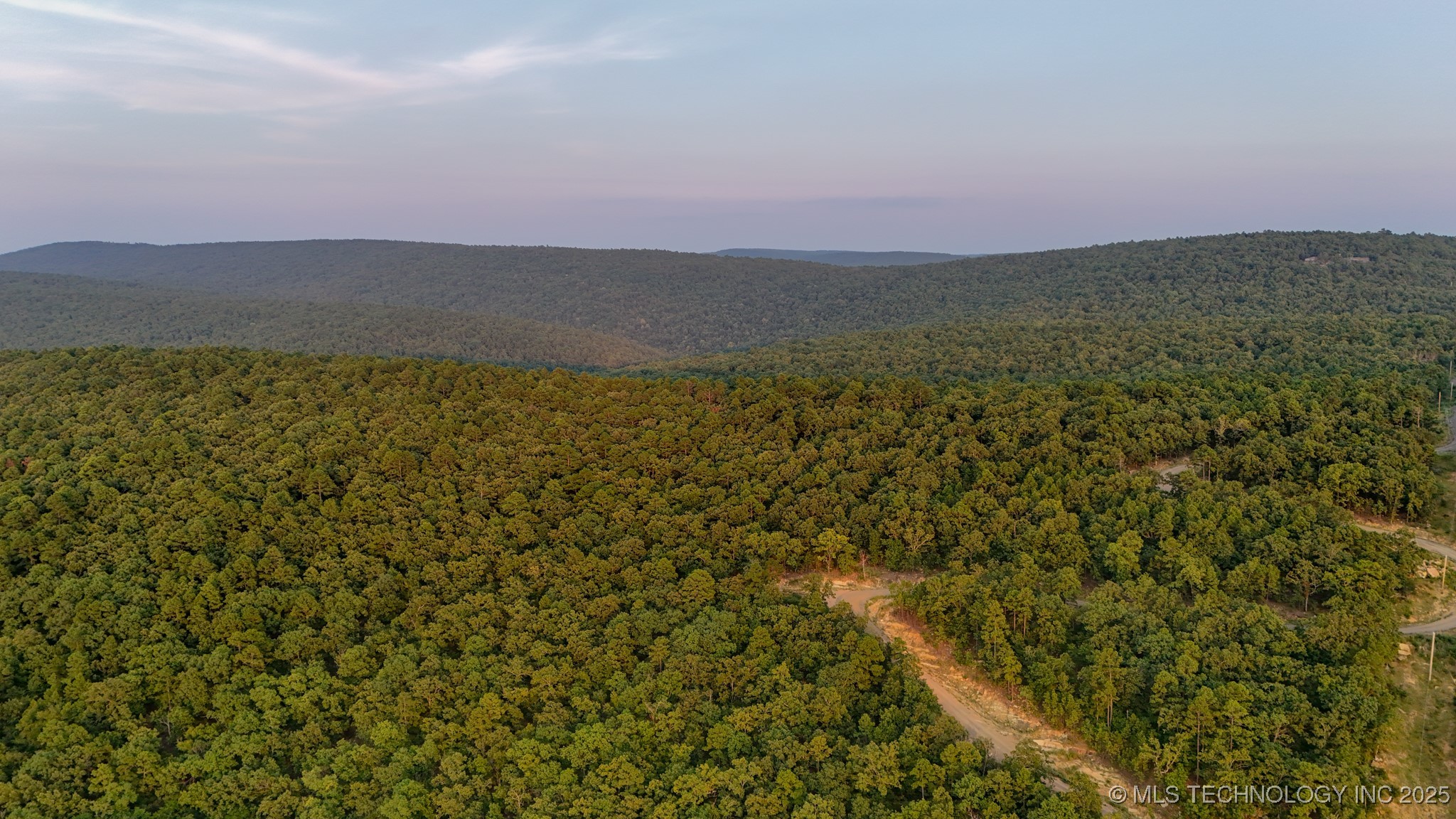 6 Moonshine Drive Property Photo 5