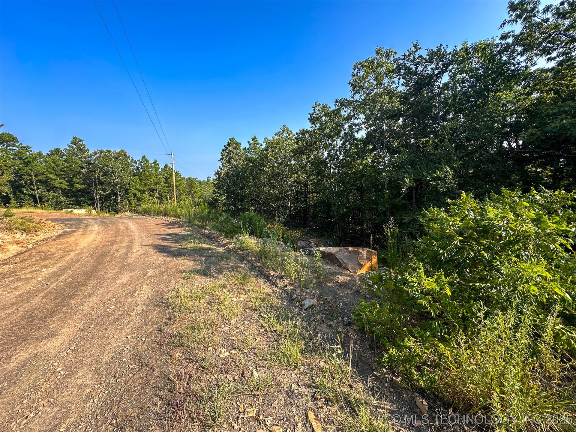 7 Moonshine Drive Property Photo 12