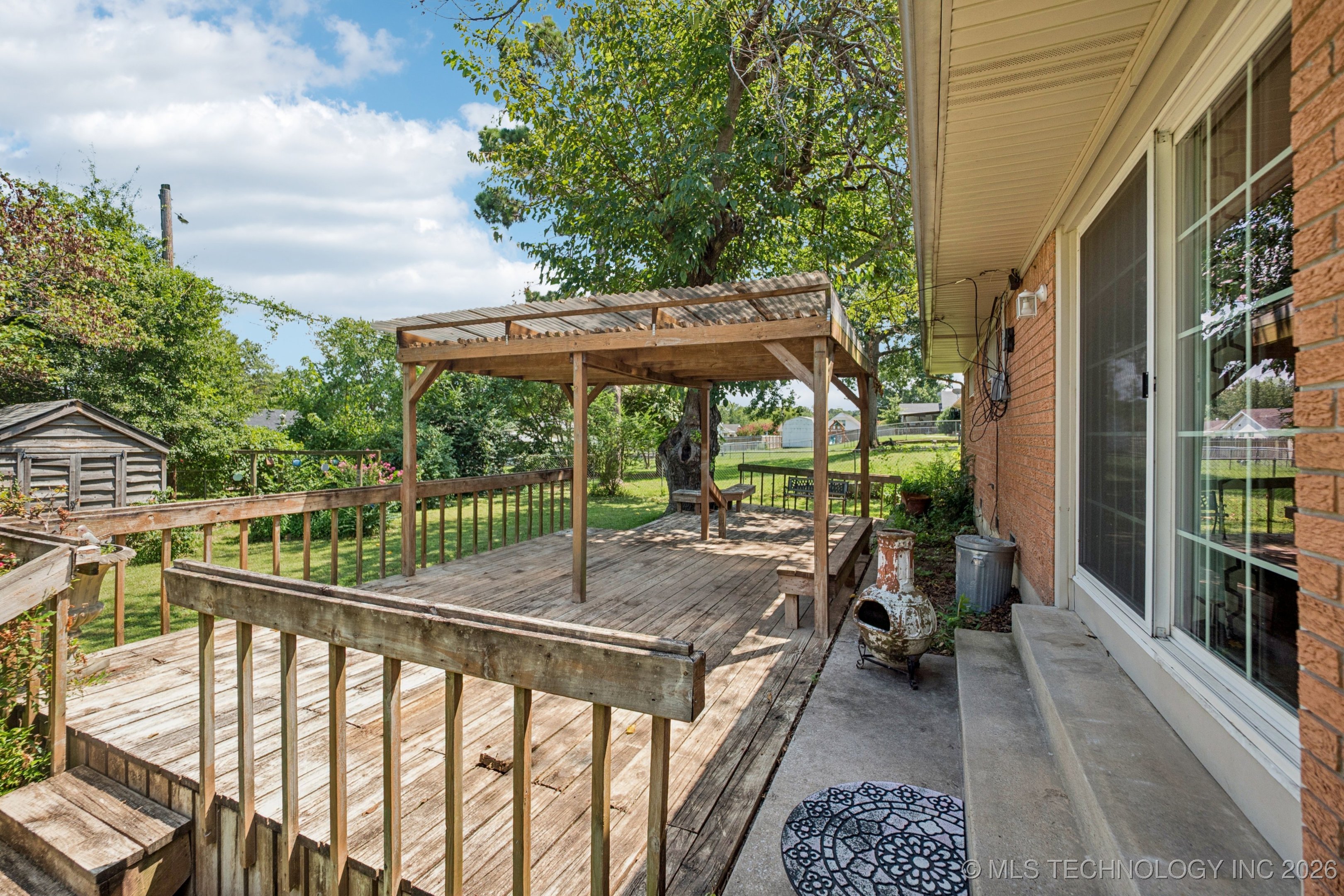 1710 Louise Drive Property Photo 3