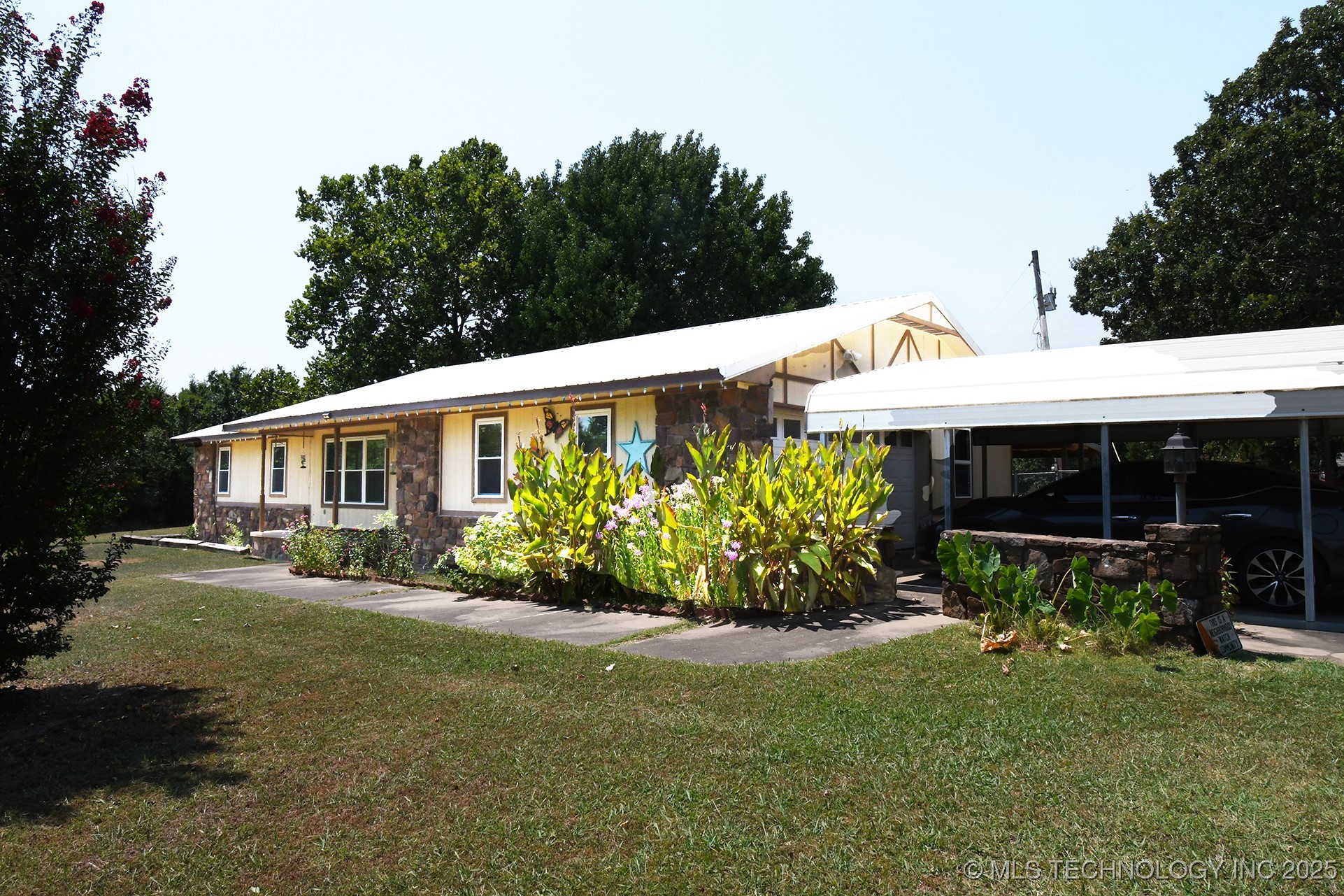 11155 S Leslie Lane Property Photo 1