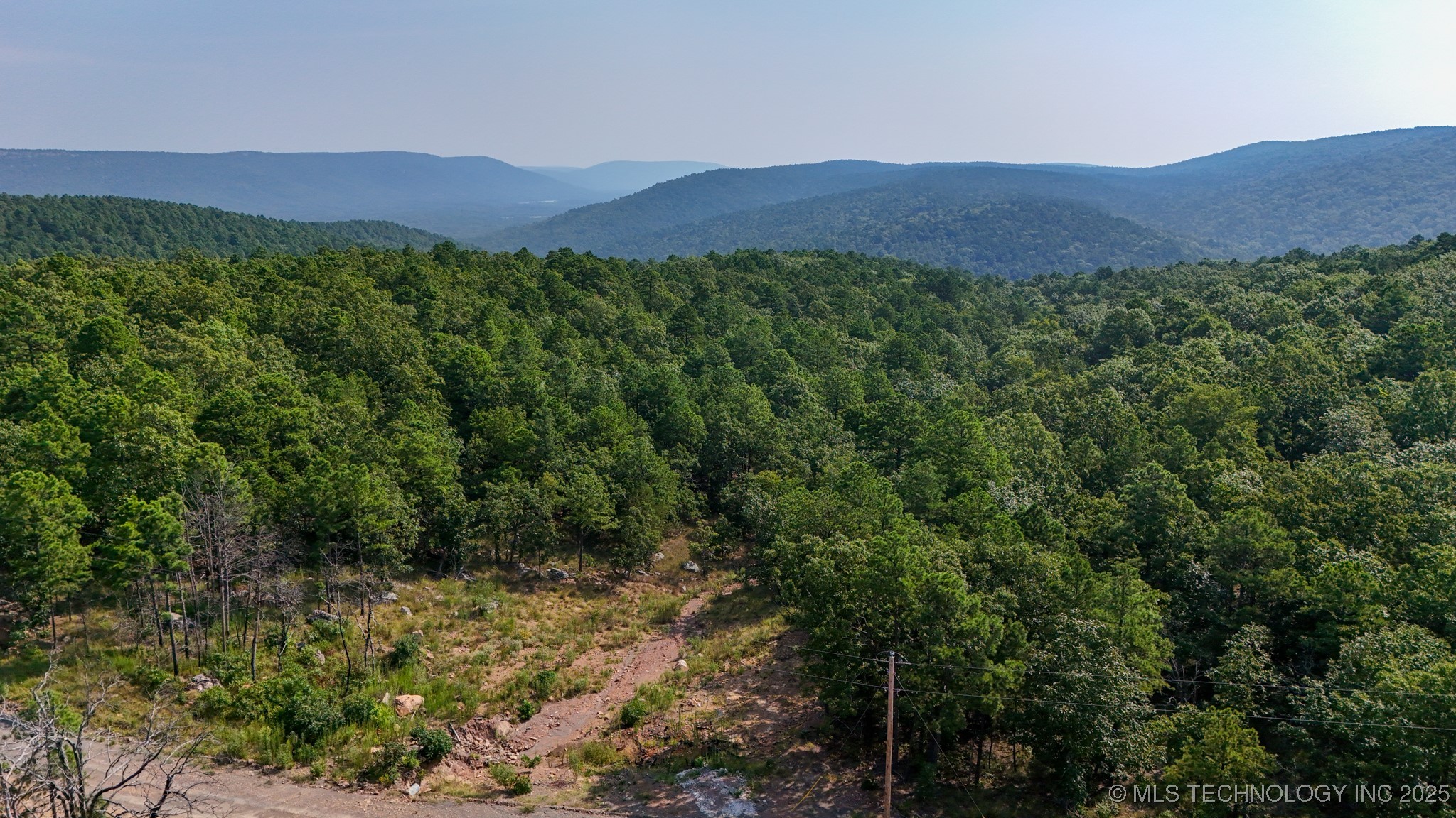 8 Moonshine Drive Property Photo 9