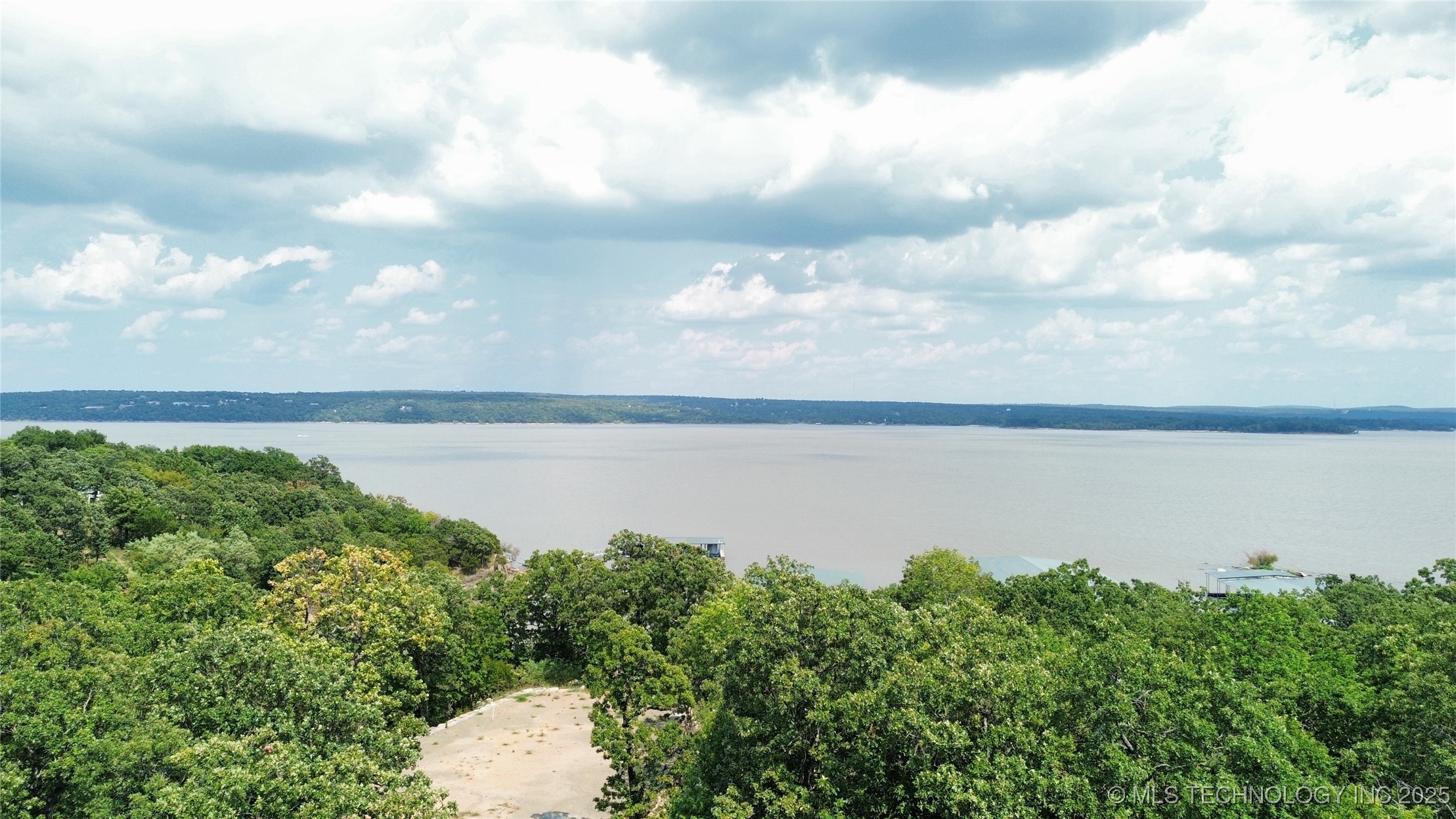 200 Stone Ridge Road Property Photo 4