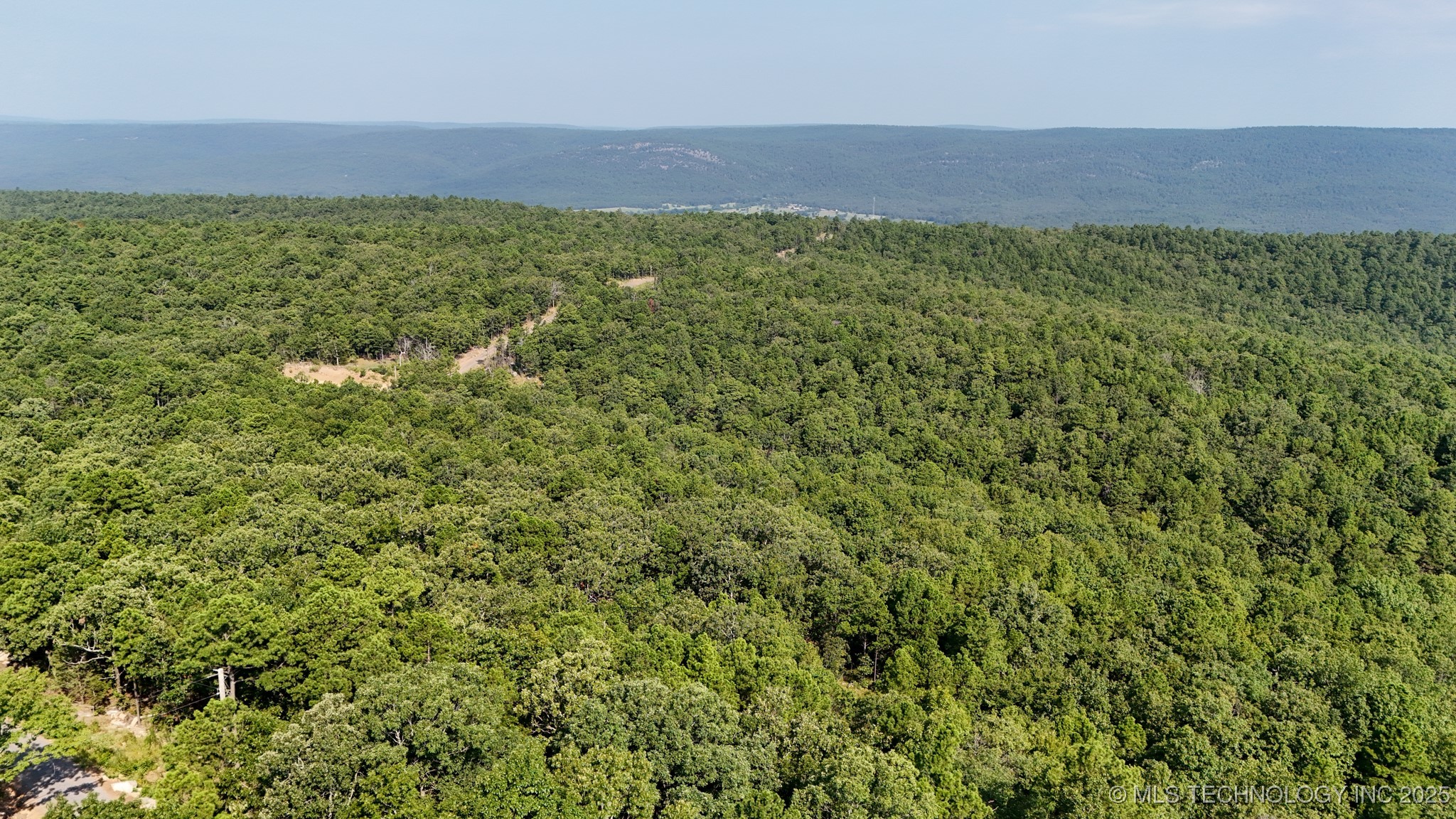 9 Moonshine Drive Property Photo 4