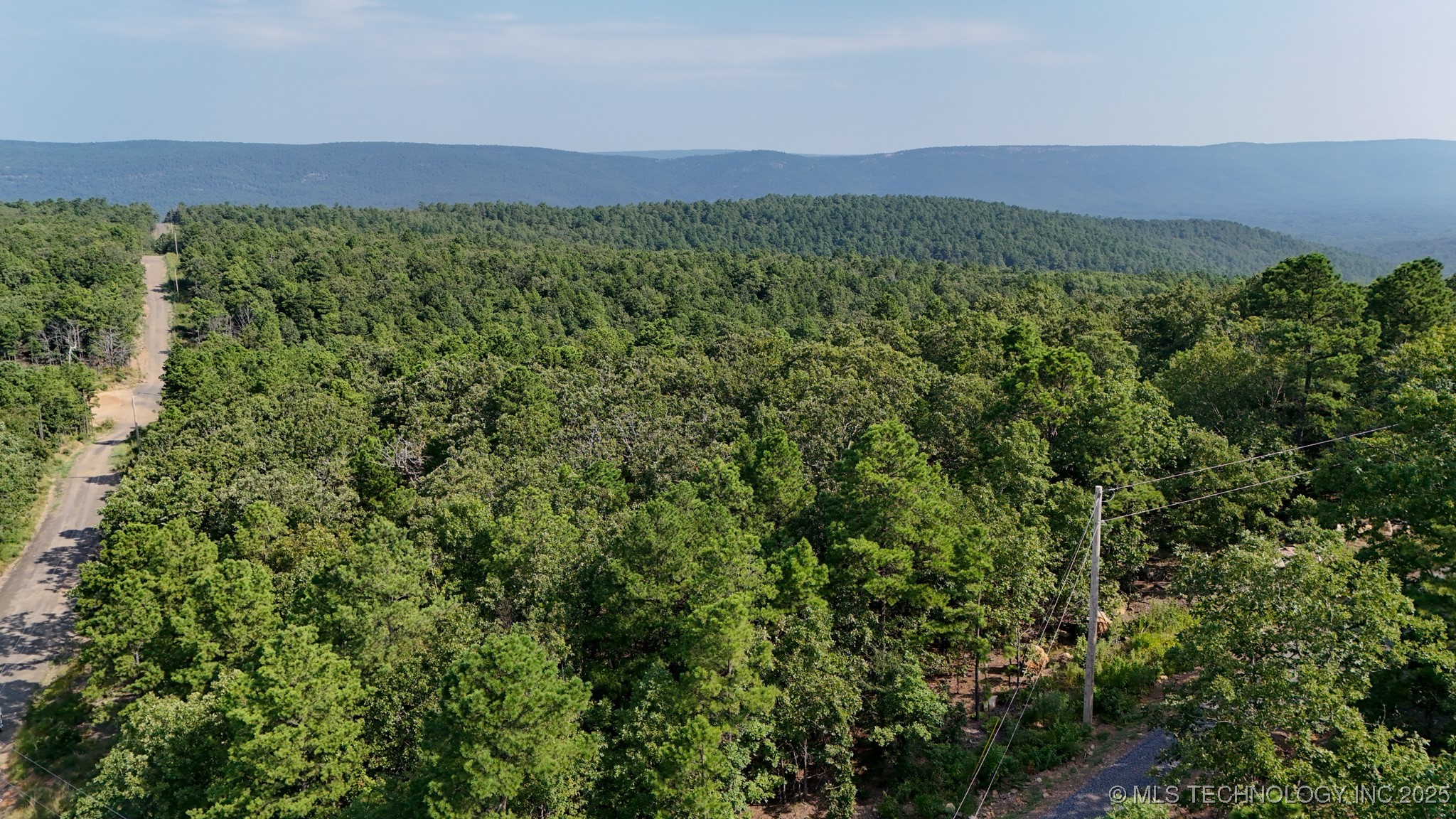 9 Moonshine Drive Property Photo 6