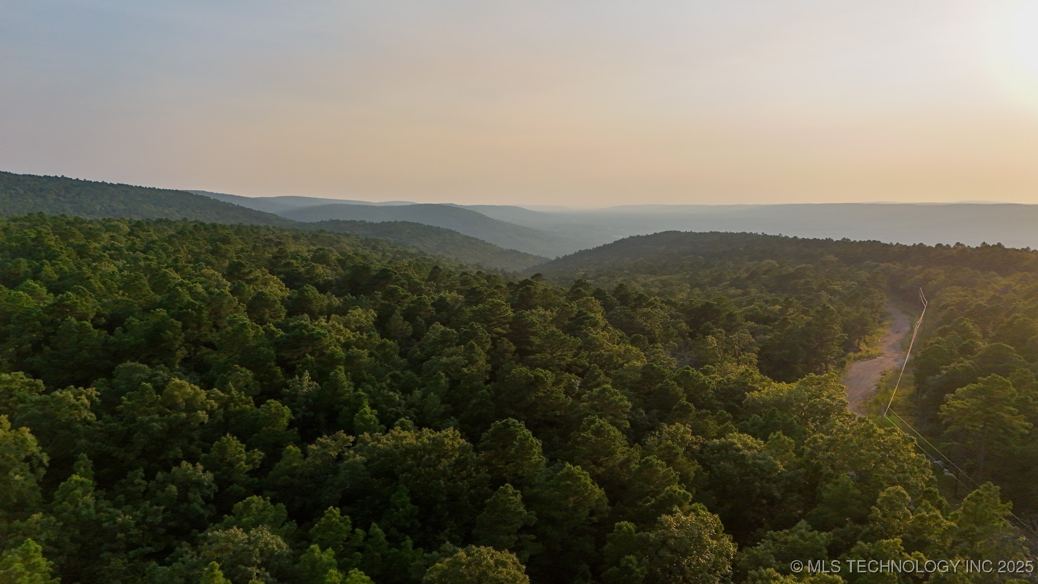 11 Moonshine Drive Property Photo 4