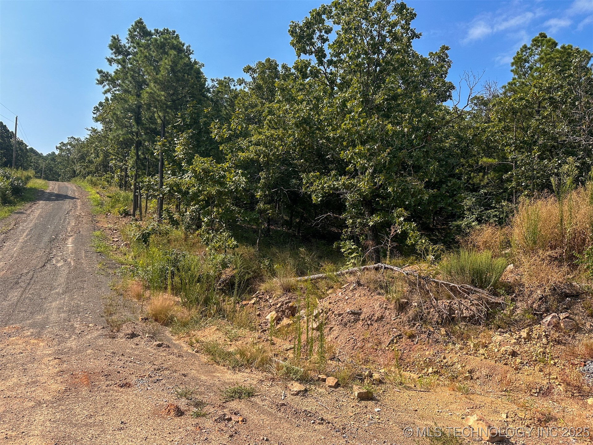 11 Moonshine Drive Property Photo 13