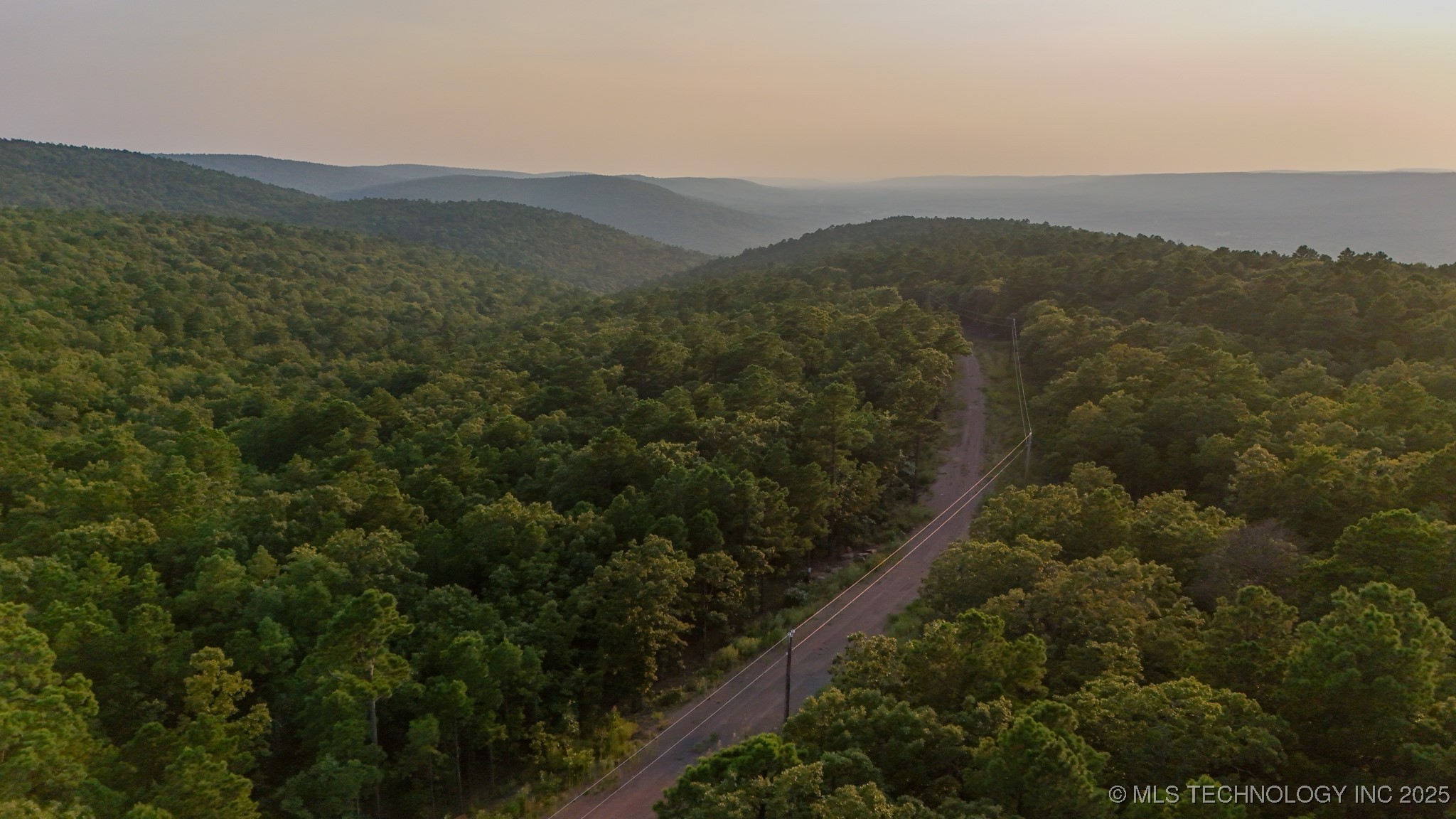 12 Moonshine Drive Property Photo 5
