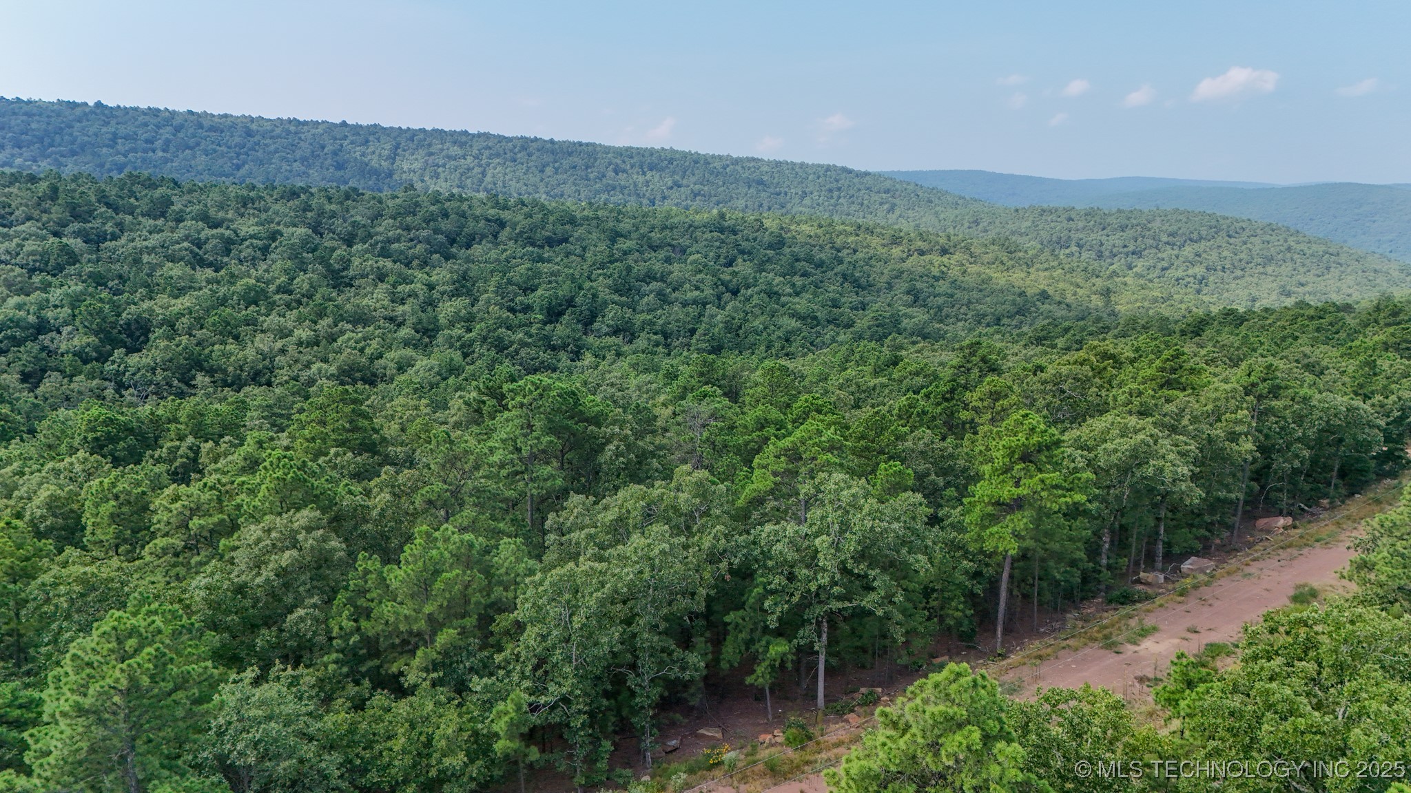 12 Moonshine Drive Property Photo 7