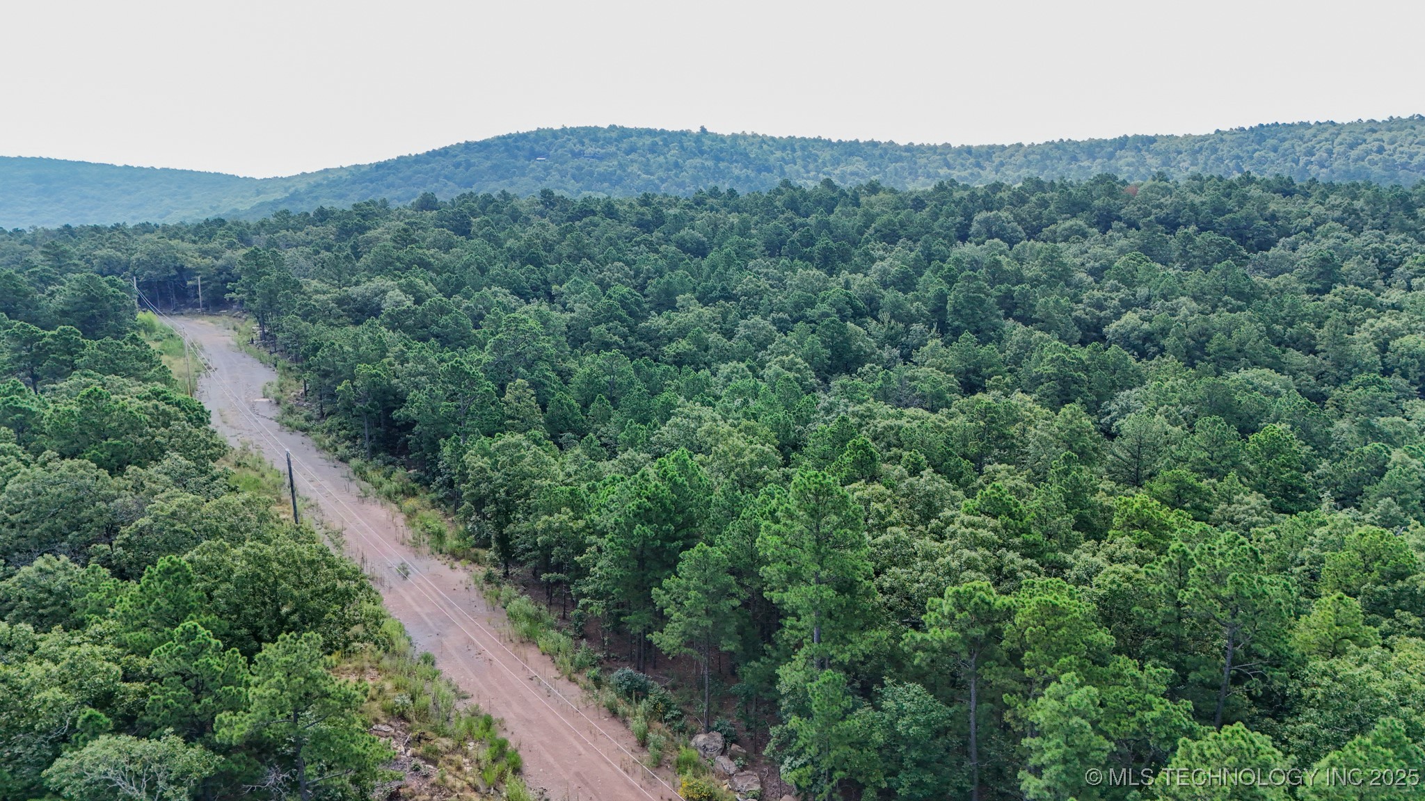 12 Moonshine Drive Property Photo 8