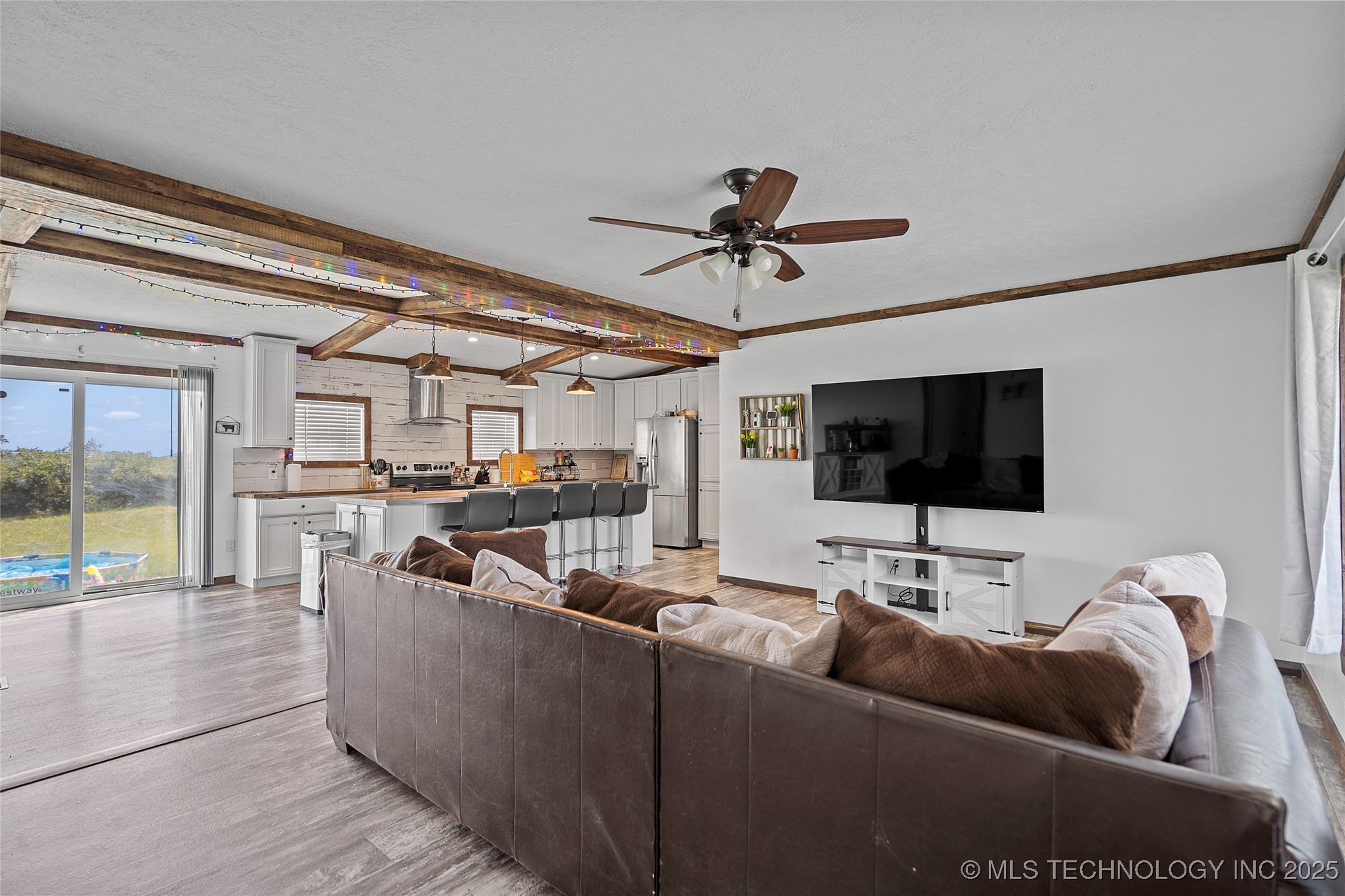 11887 Sandpiper Property Photo 3