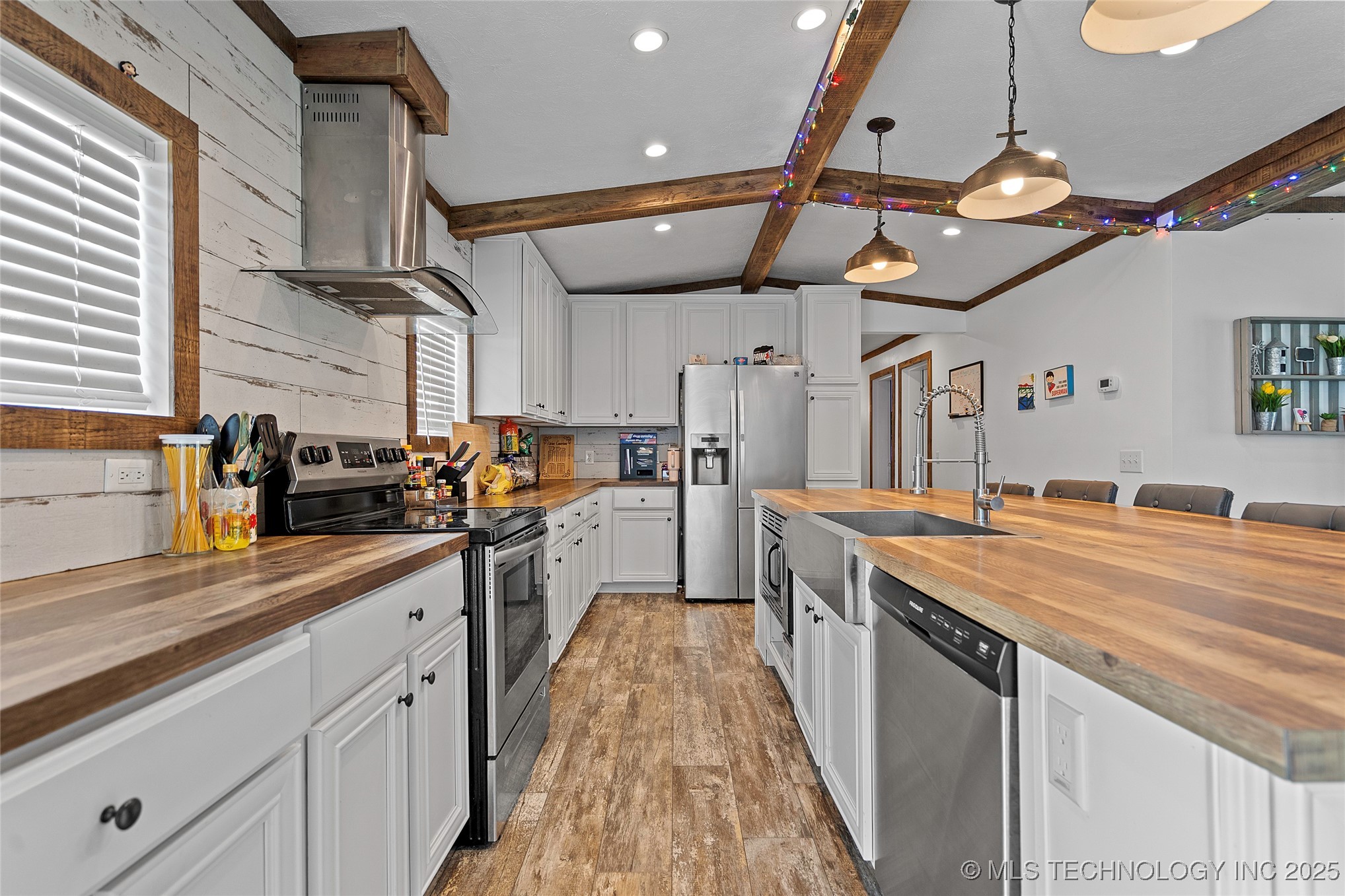 11887 Sandpiper Property Photo 9