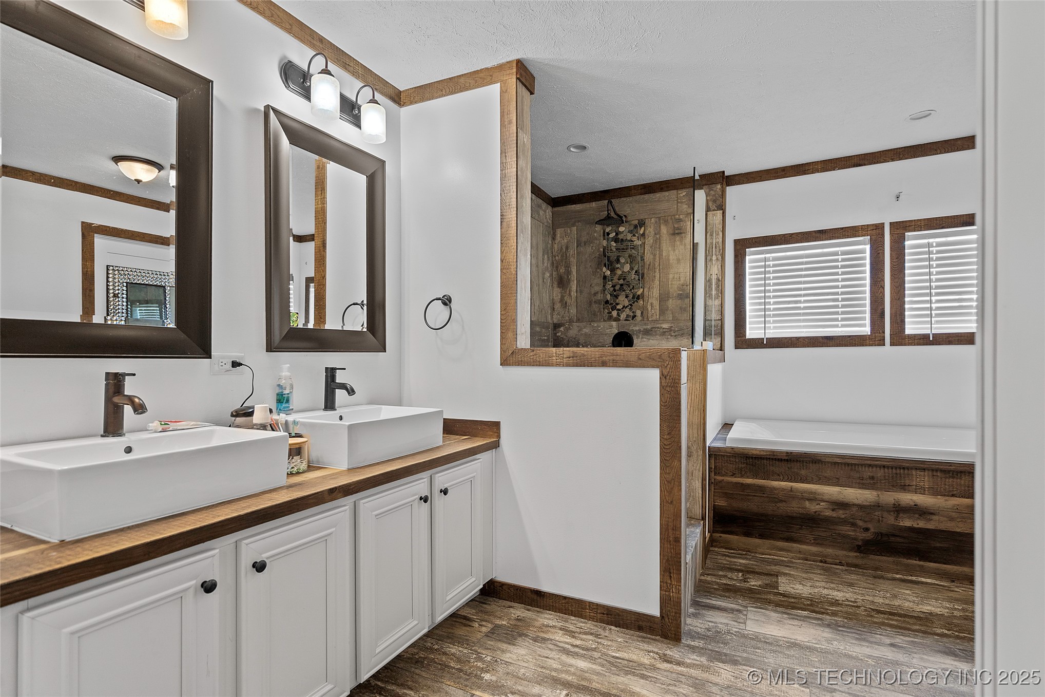 11887 Sandpiper Property Photo 15